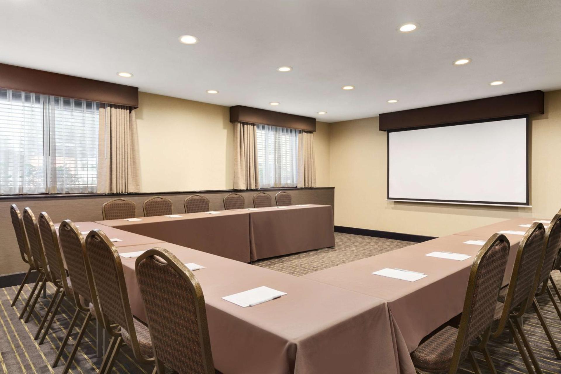 Meeting/conference room
