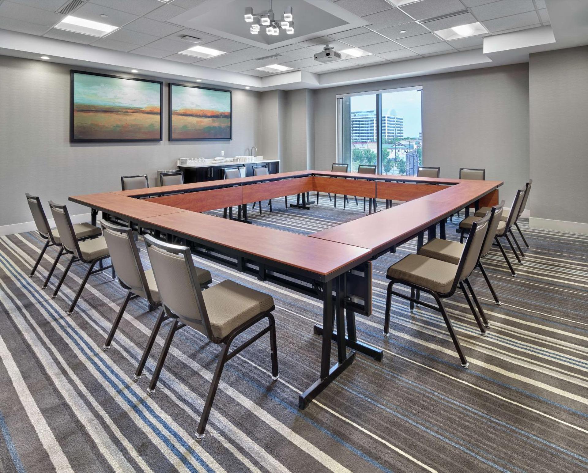 Meeting/conference room