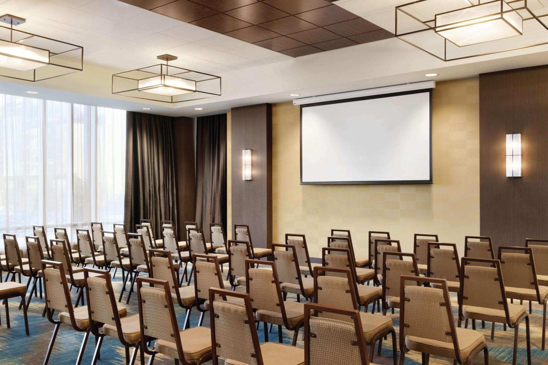 Meeting/conference room