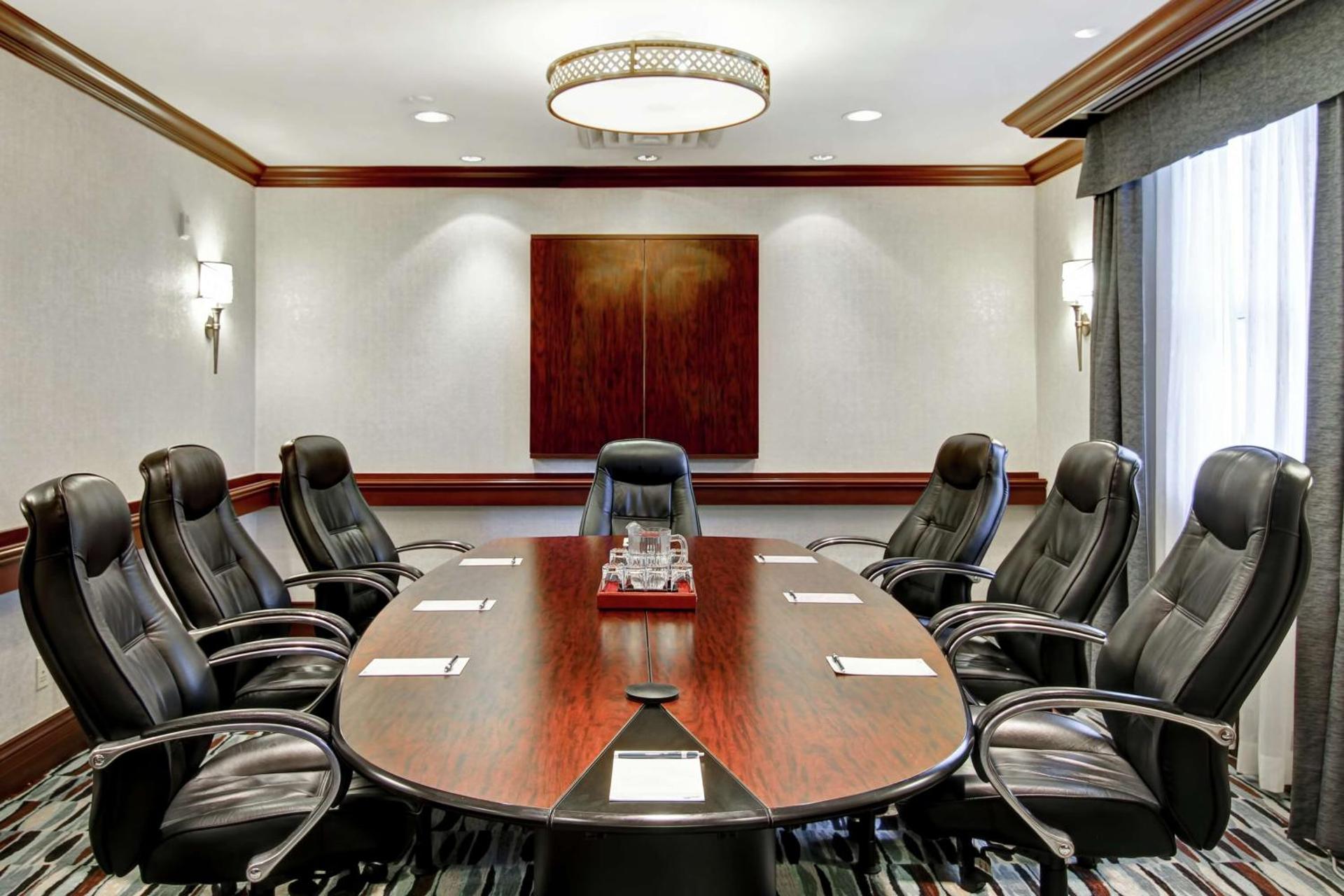 Meeting/conference room