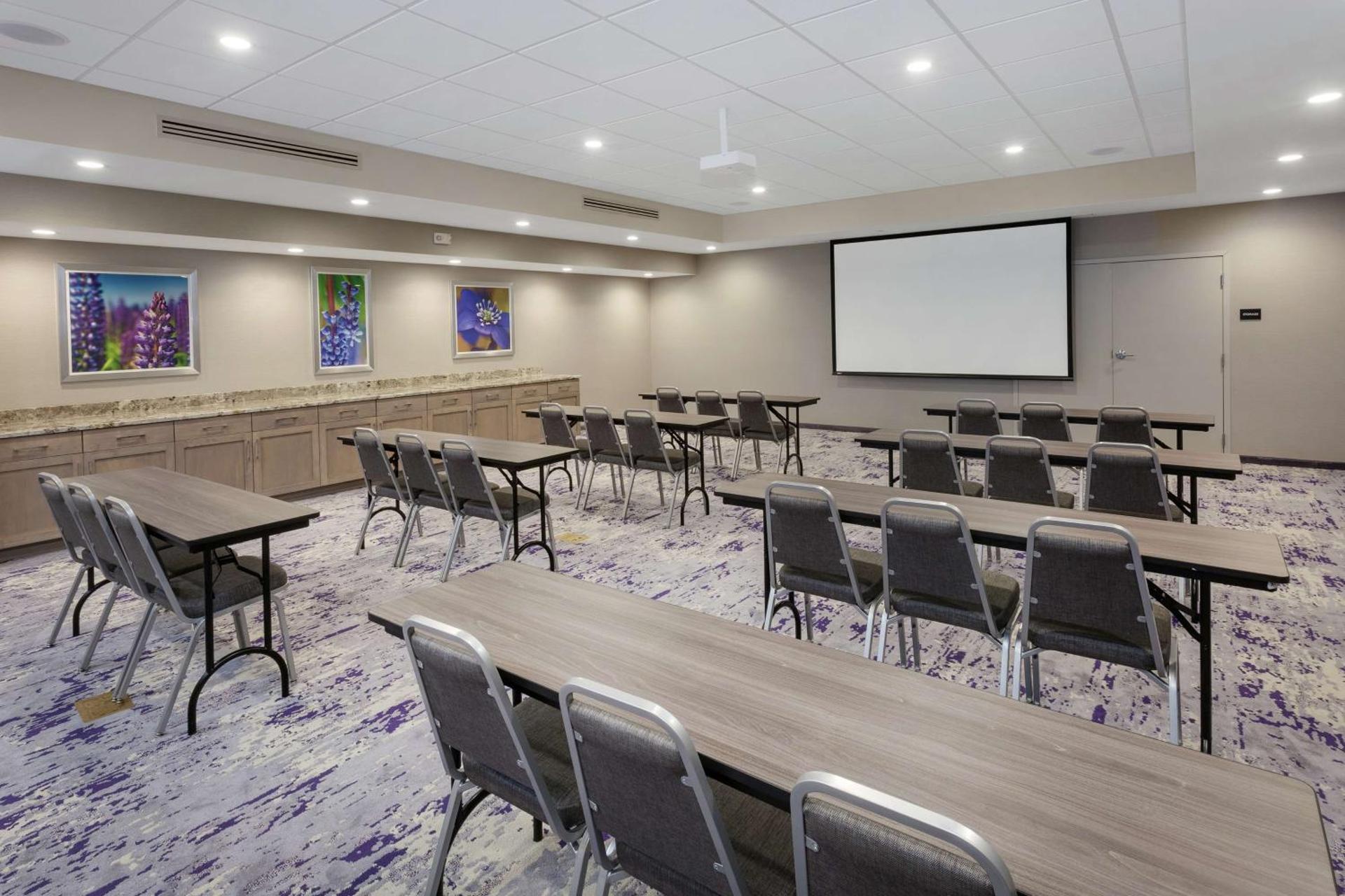 Meeting/conference room