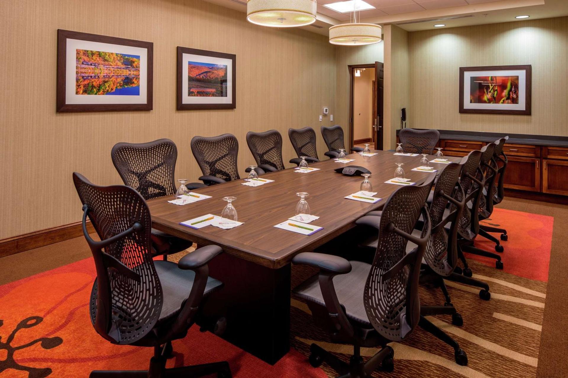 Meeting/conference room