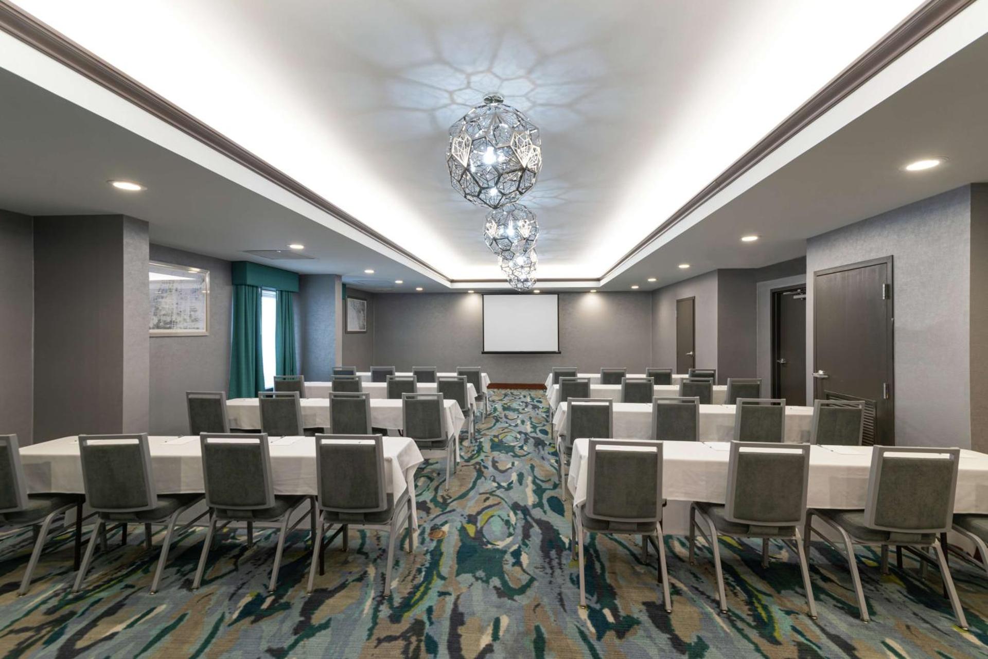 Meeting/conference room