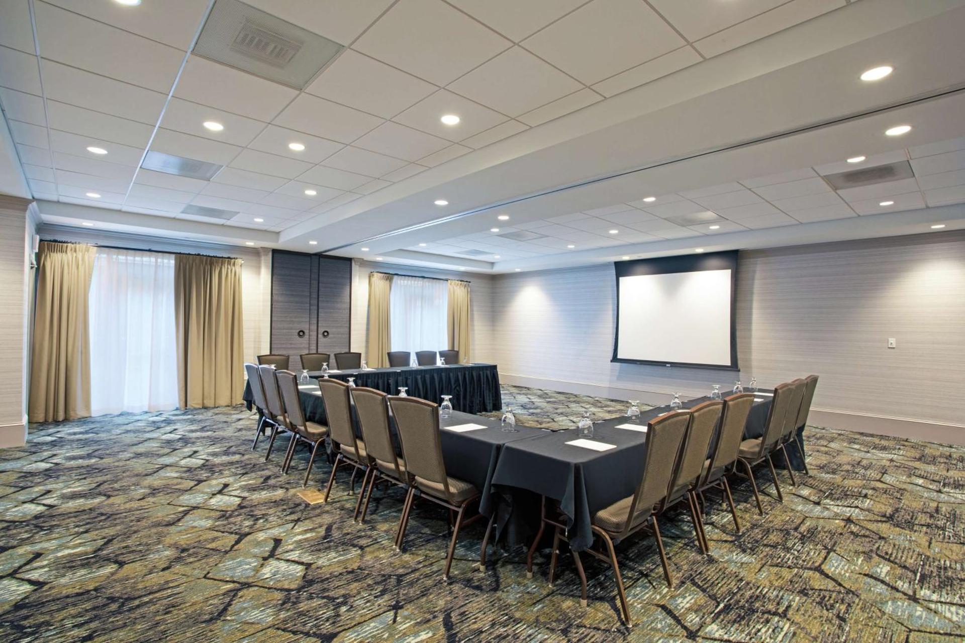 Meeting/conference room