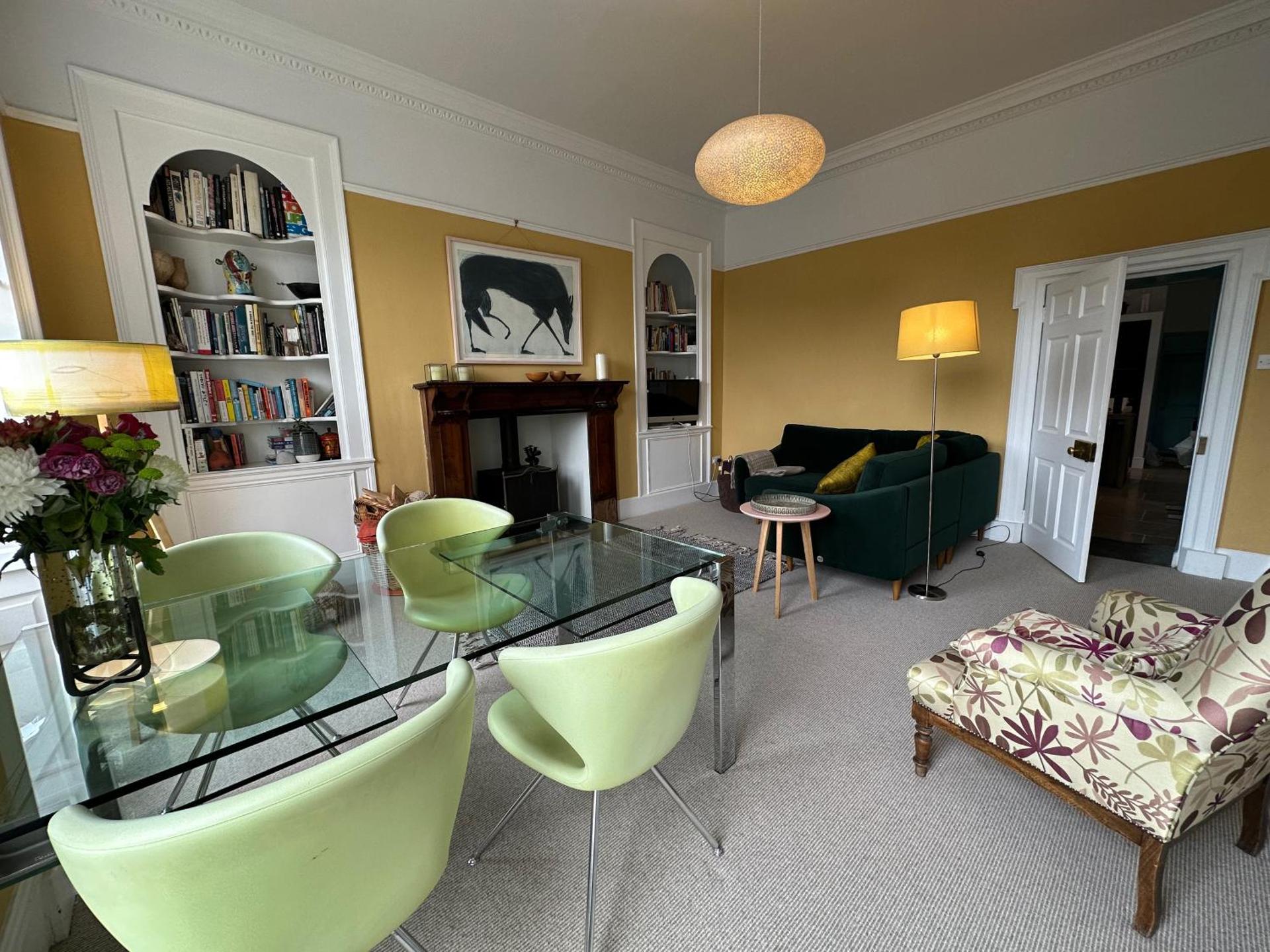 Communal lounge/ TV room