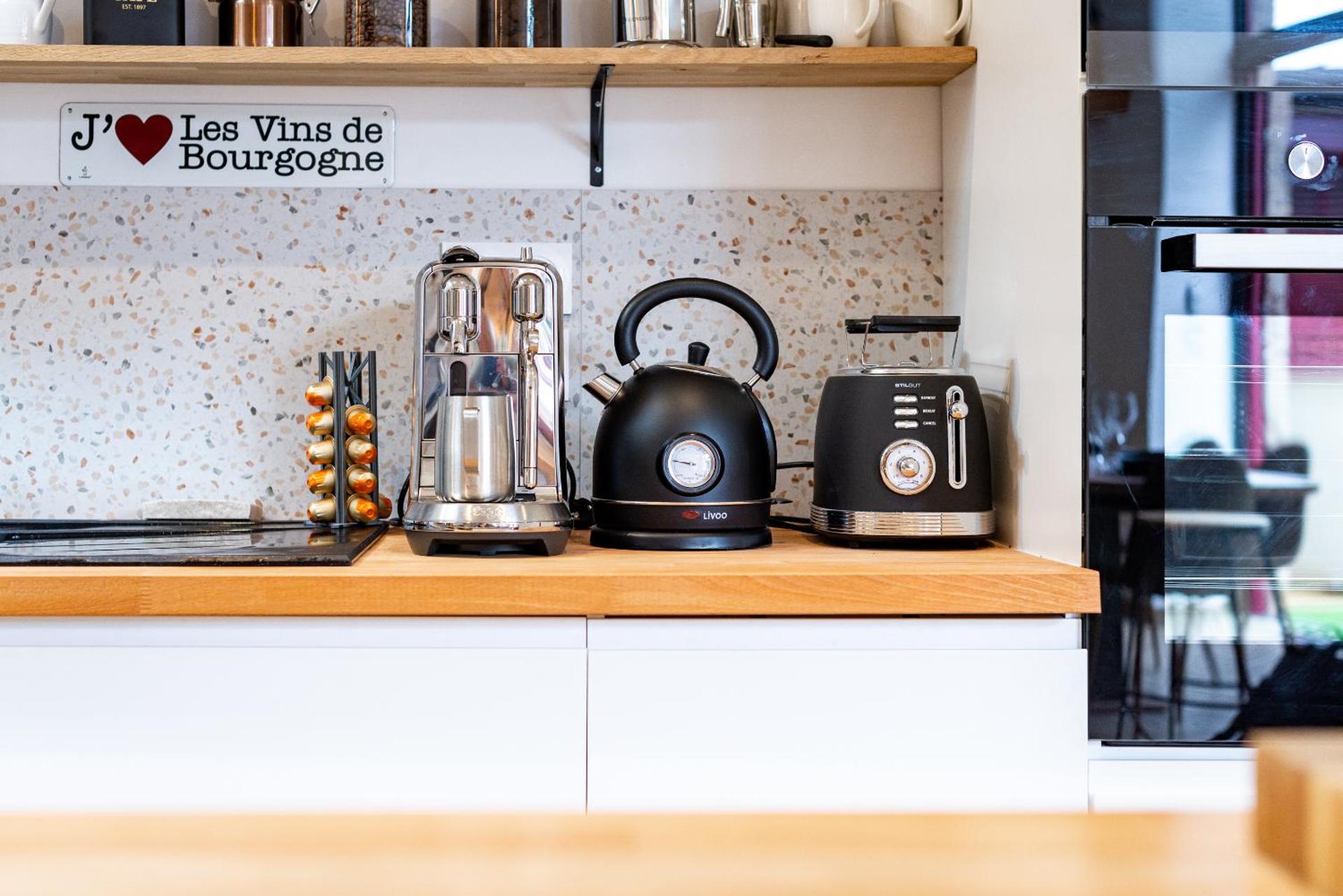 Coffee/tea facilities