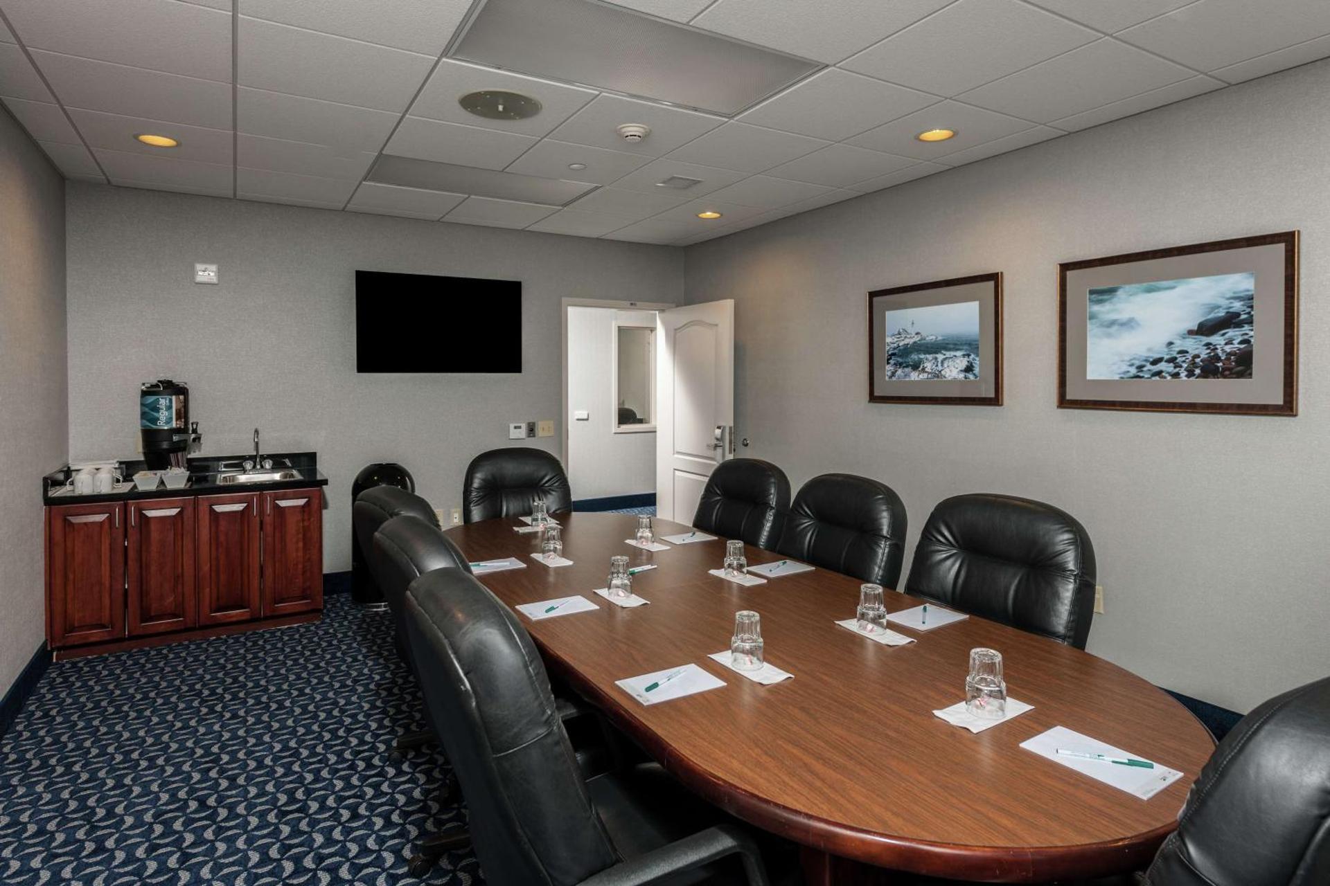Meeting/conference room