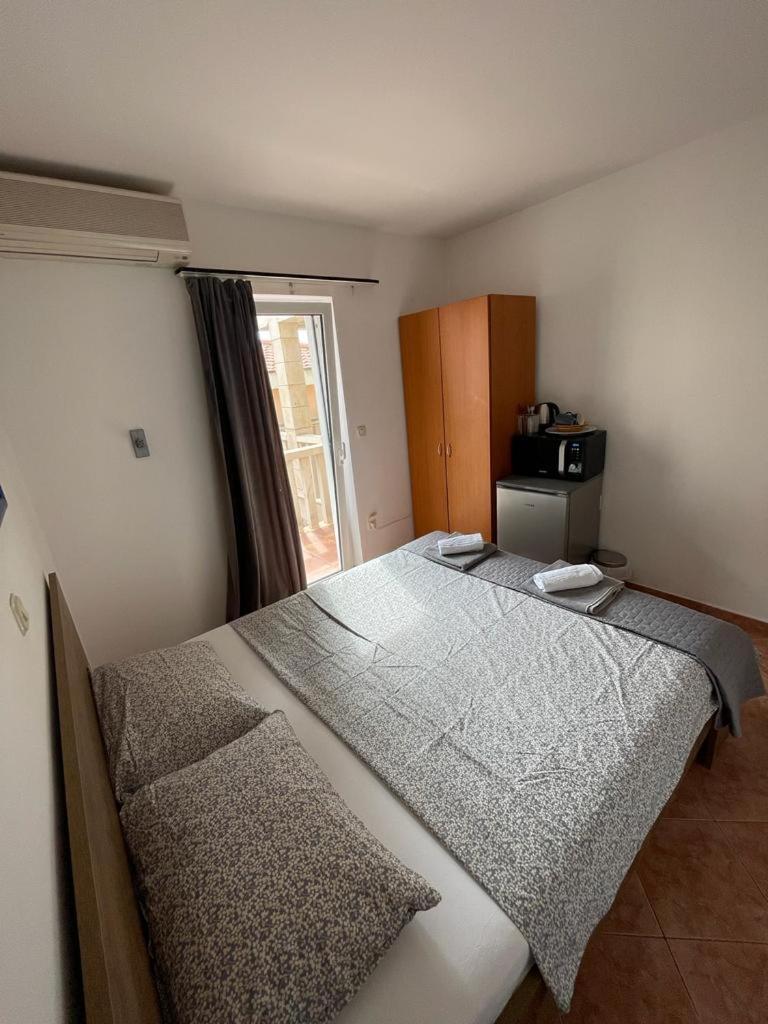 Deluxe Double Room with Balcony and Sea View