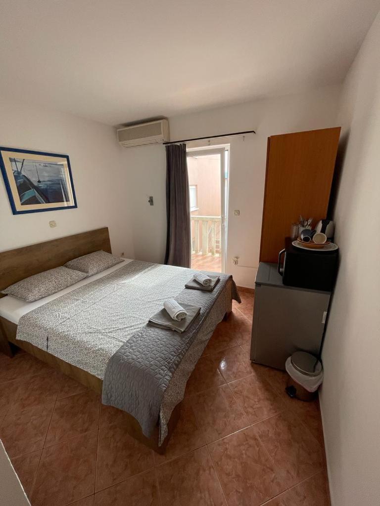 Deluxe Double Room with Balcony and Sea View