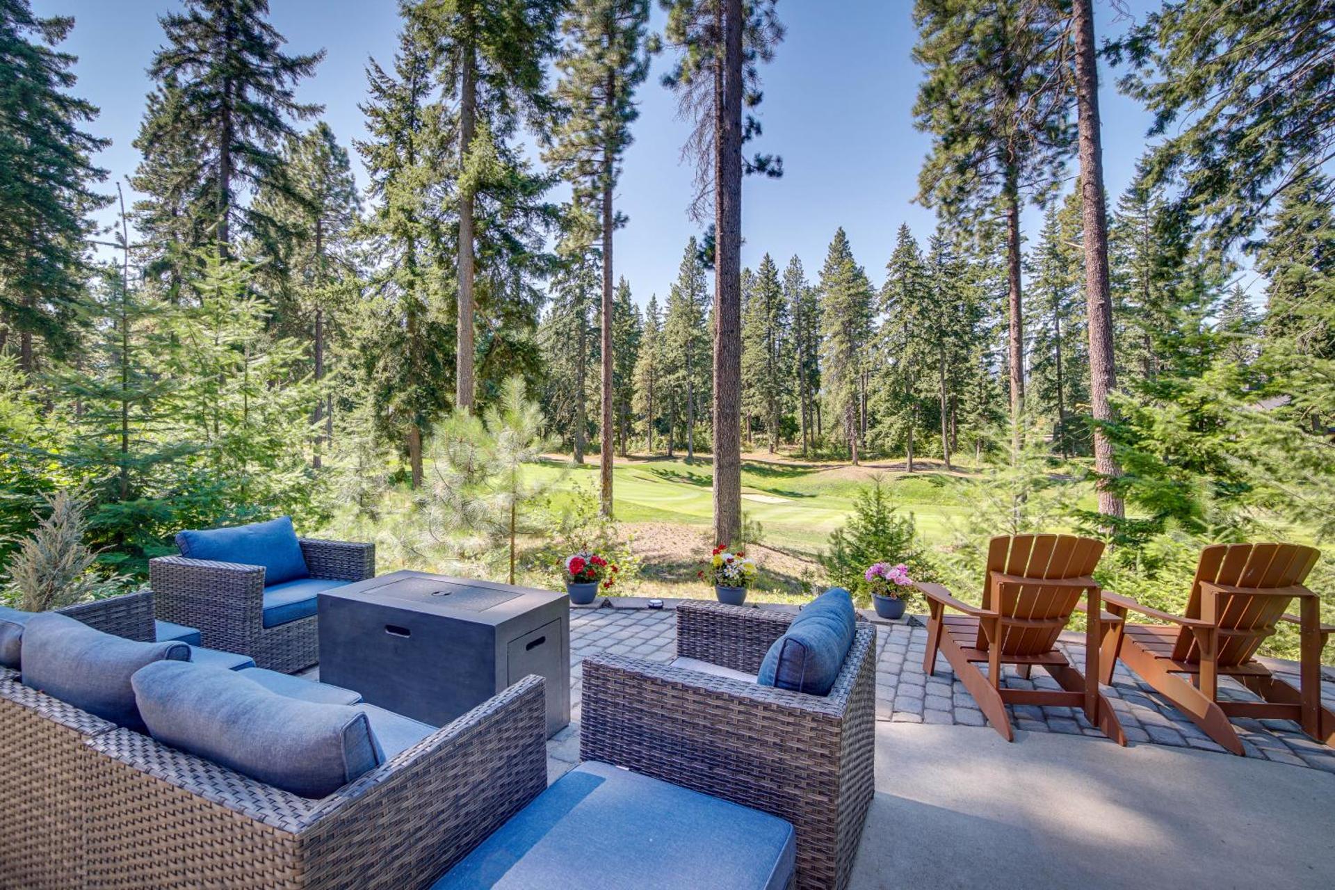 Luxury Home in Suncadia Hot Tub and Fire Pit!