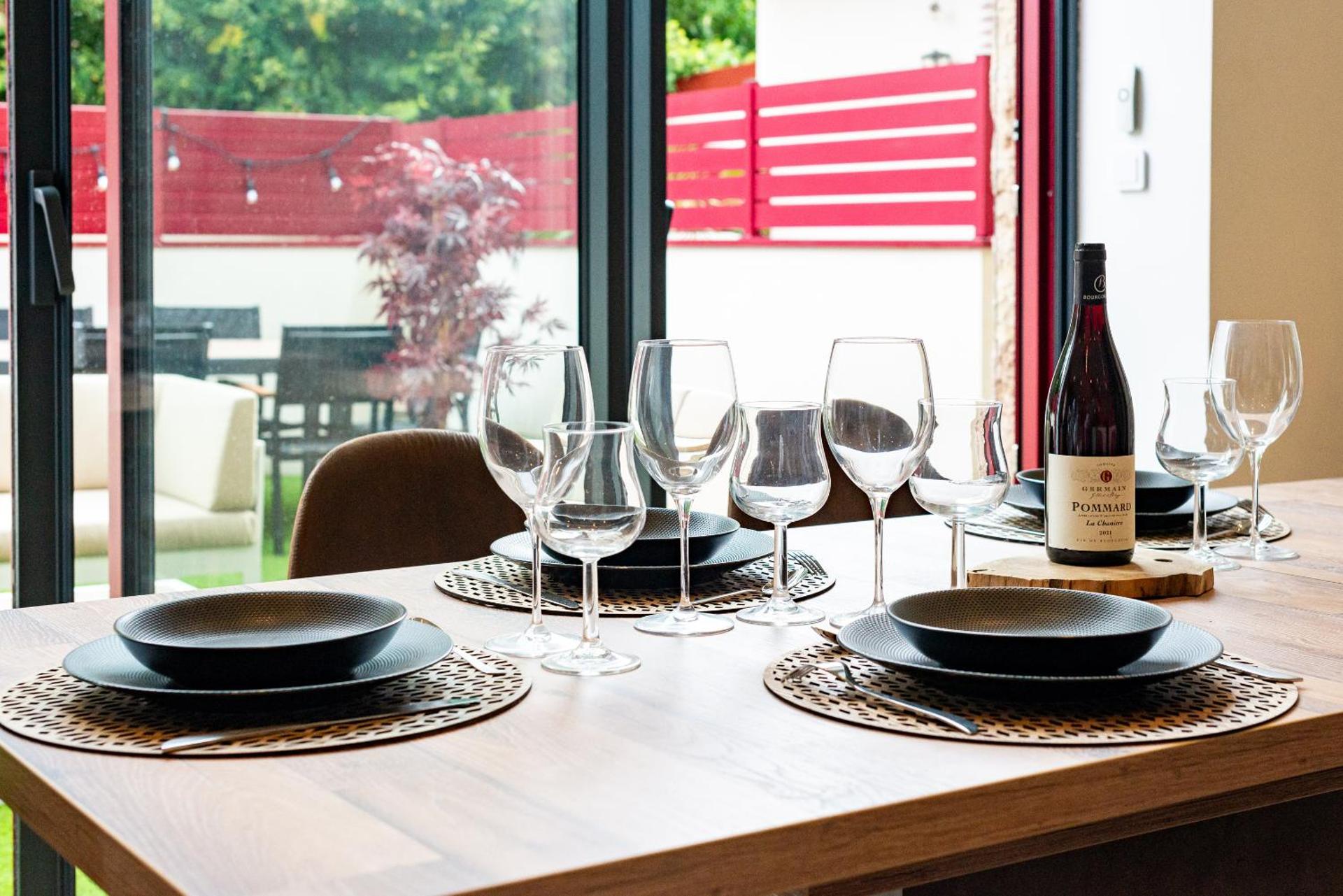 Charmante Maison Climatisée avec son Jardin à 10 minutes de DIJON