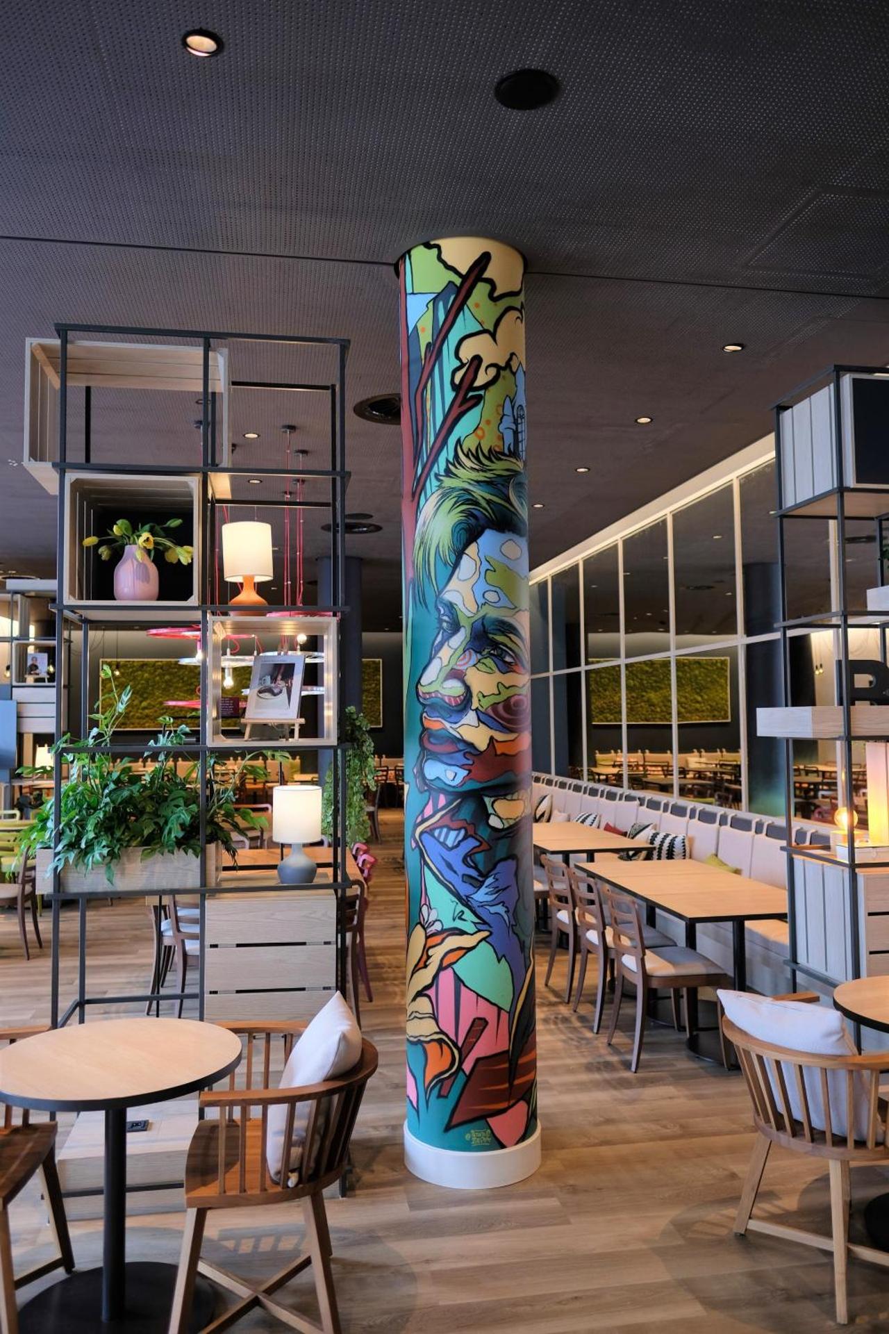 Restaurant/places to eat