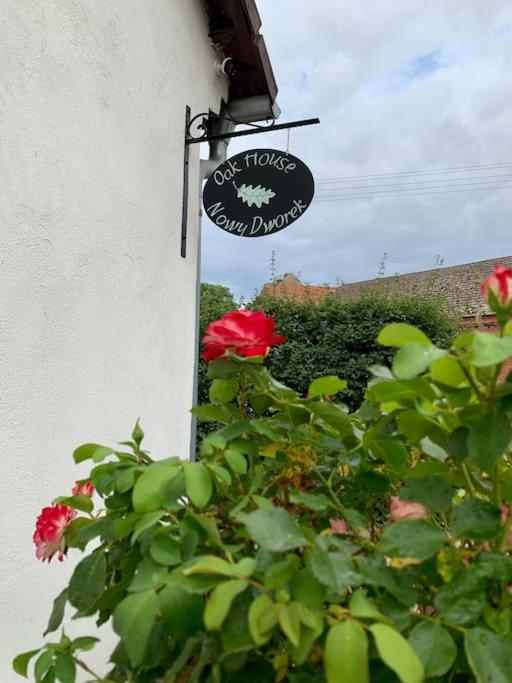 Oak House Nowy Dworek