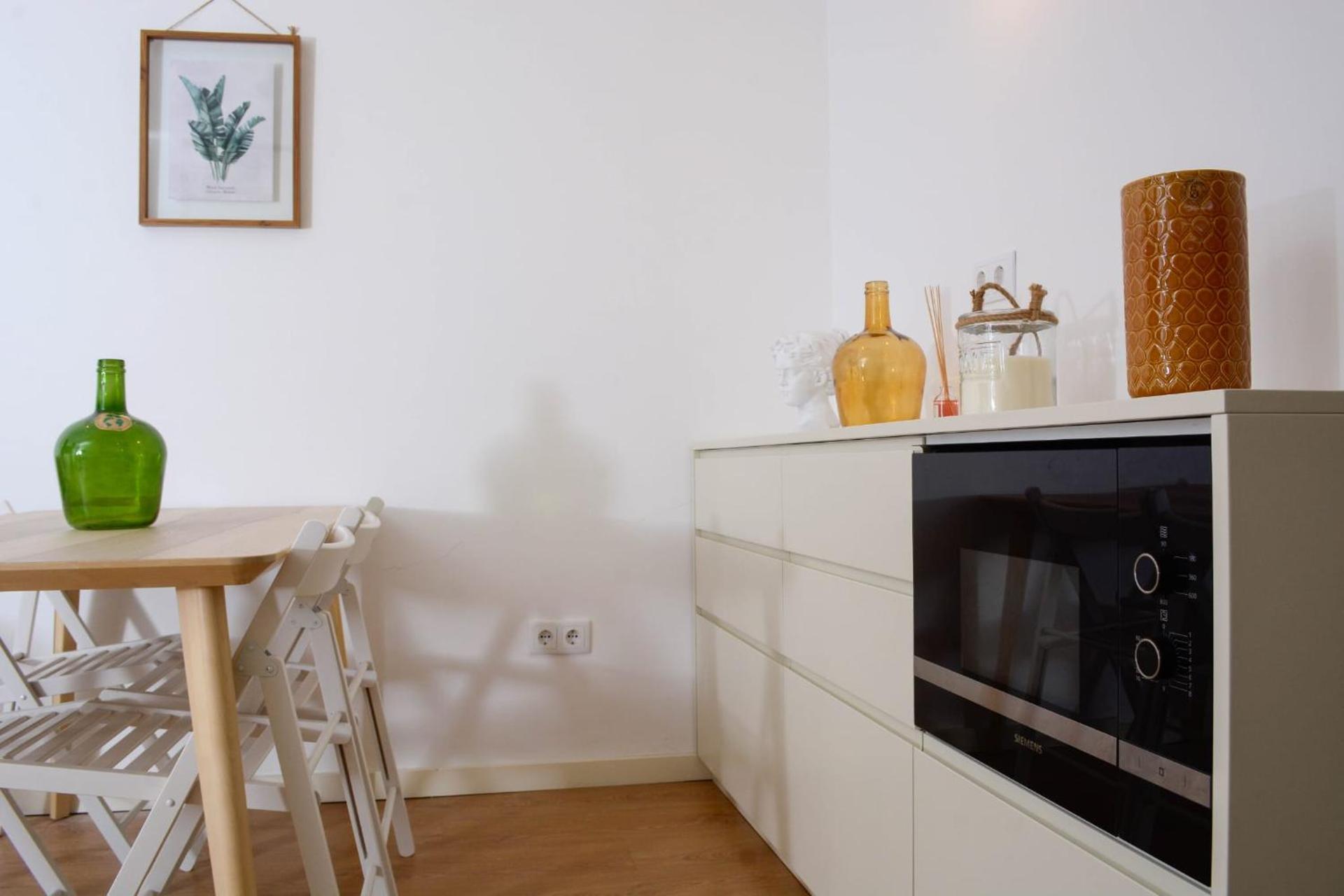 Travel and Live Apartments