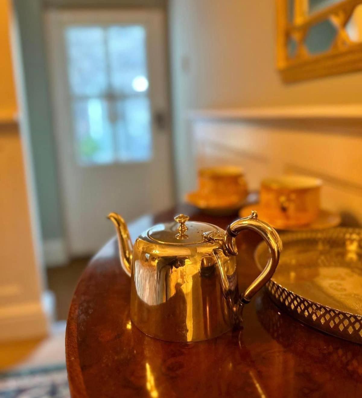 Tan-yr-Ogo Gate Lodge, Gwrych Castle