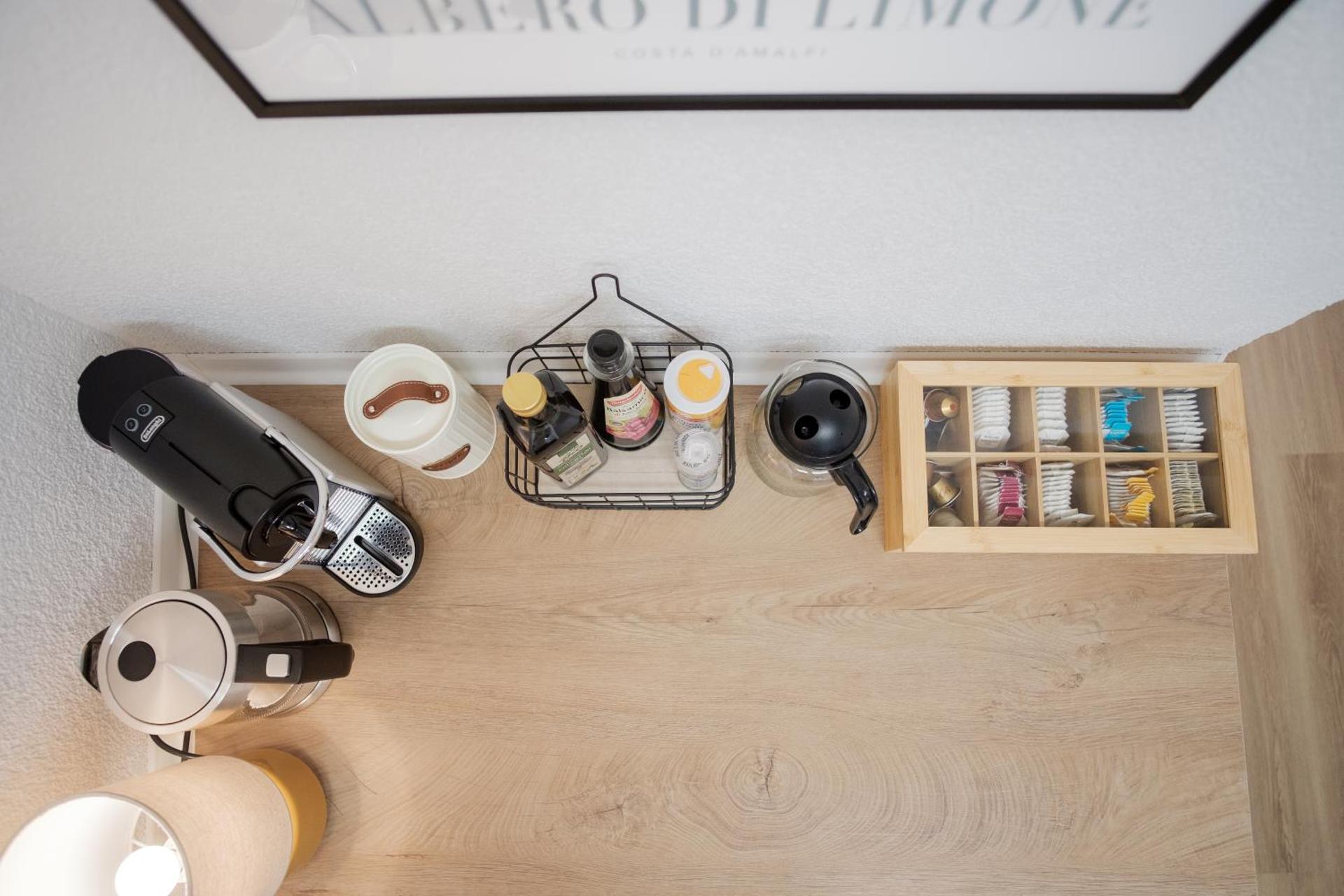 Coffee/tea facilities