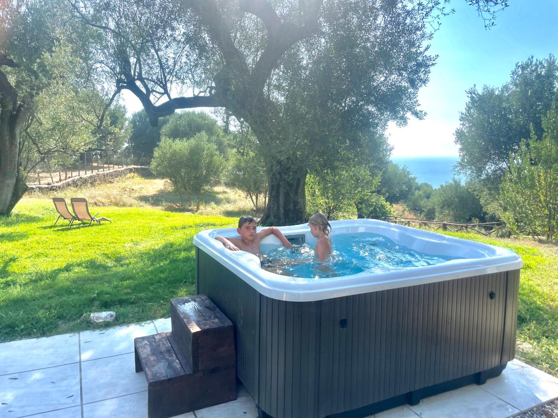 Casolare Cento Ulivi Luxury & Charme