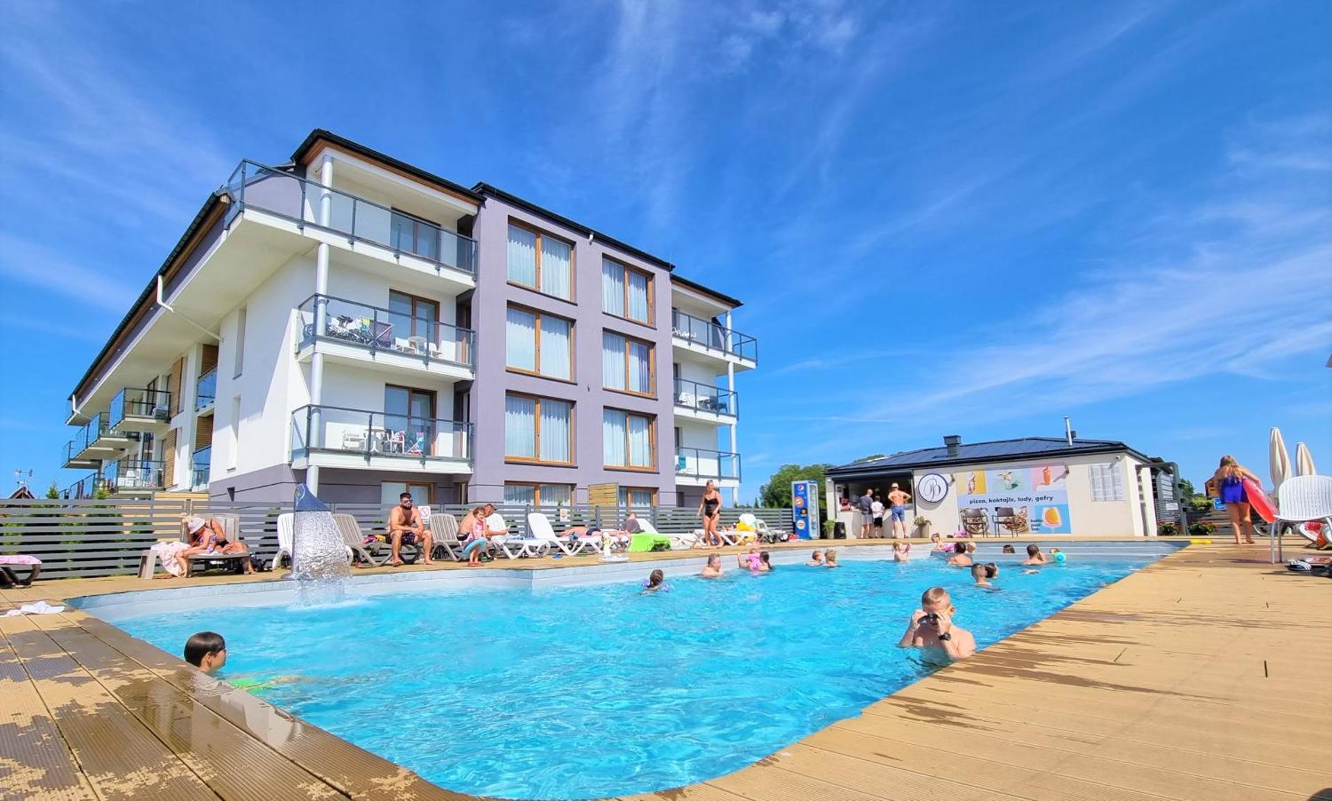 Apartament z basenem Sarbinowo