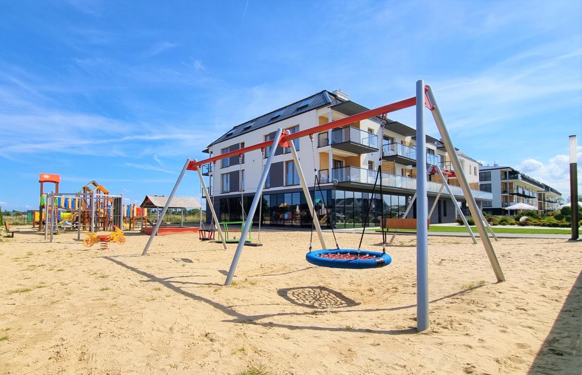 Apartament z basenem Sarbinowo