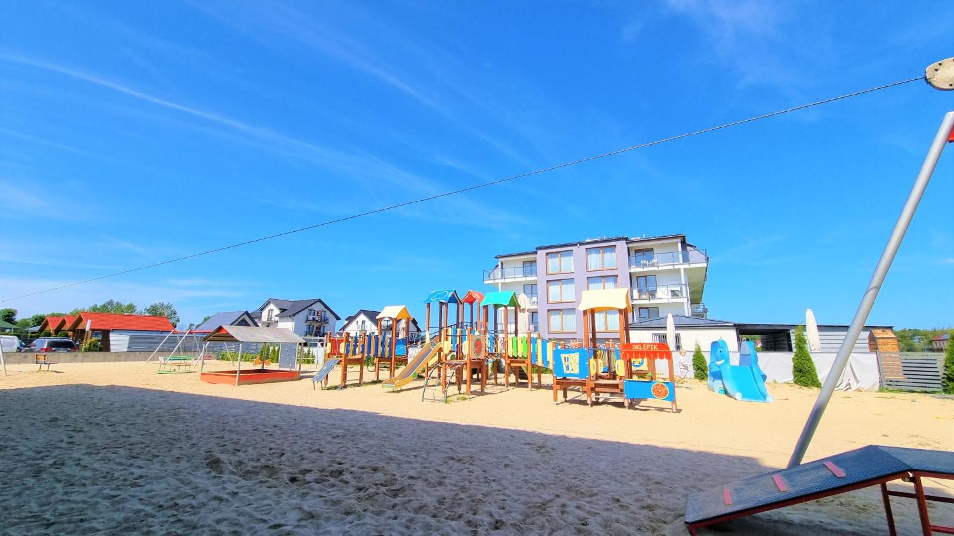 Apartament z basenem Sarbinowo