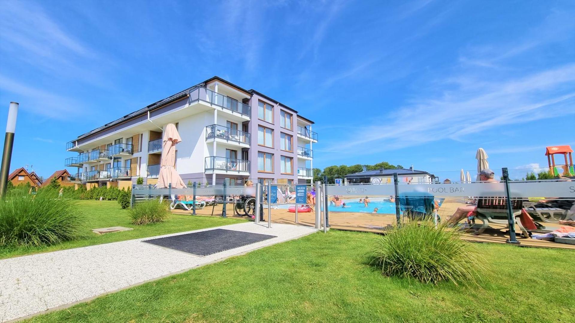 Apartament z basenem Sarbinowo