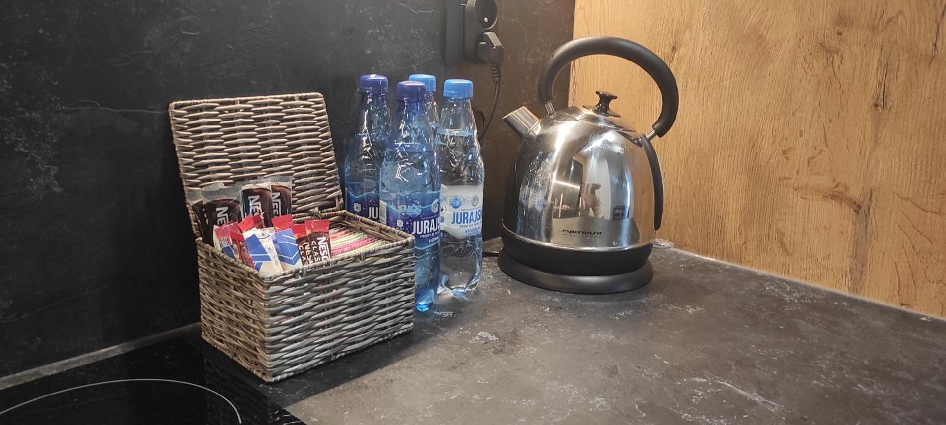 Coffee/tea facilities