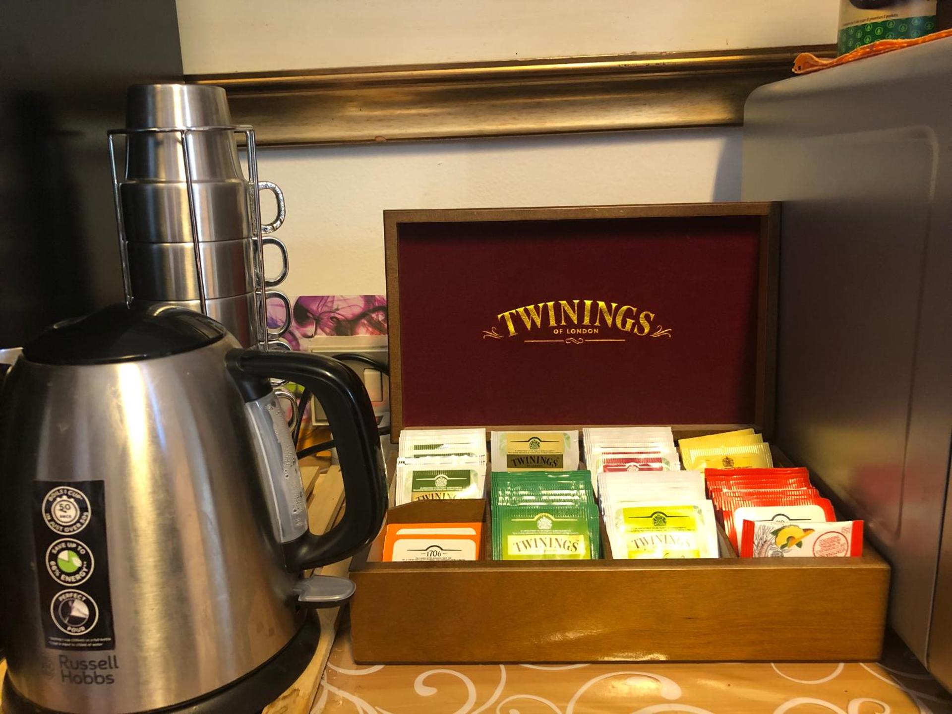 Coffee/tea facilities