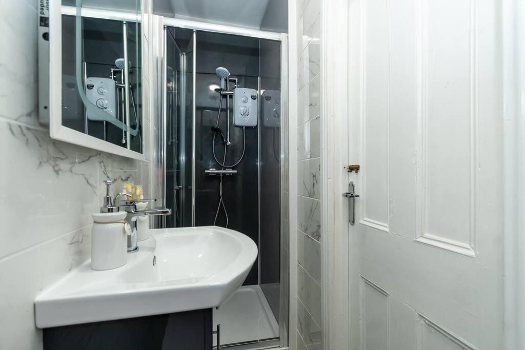 The Seaview - South Shields