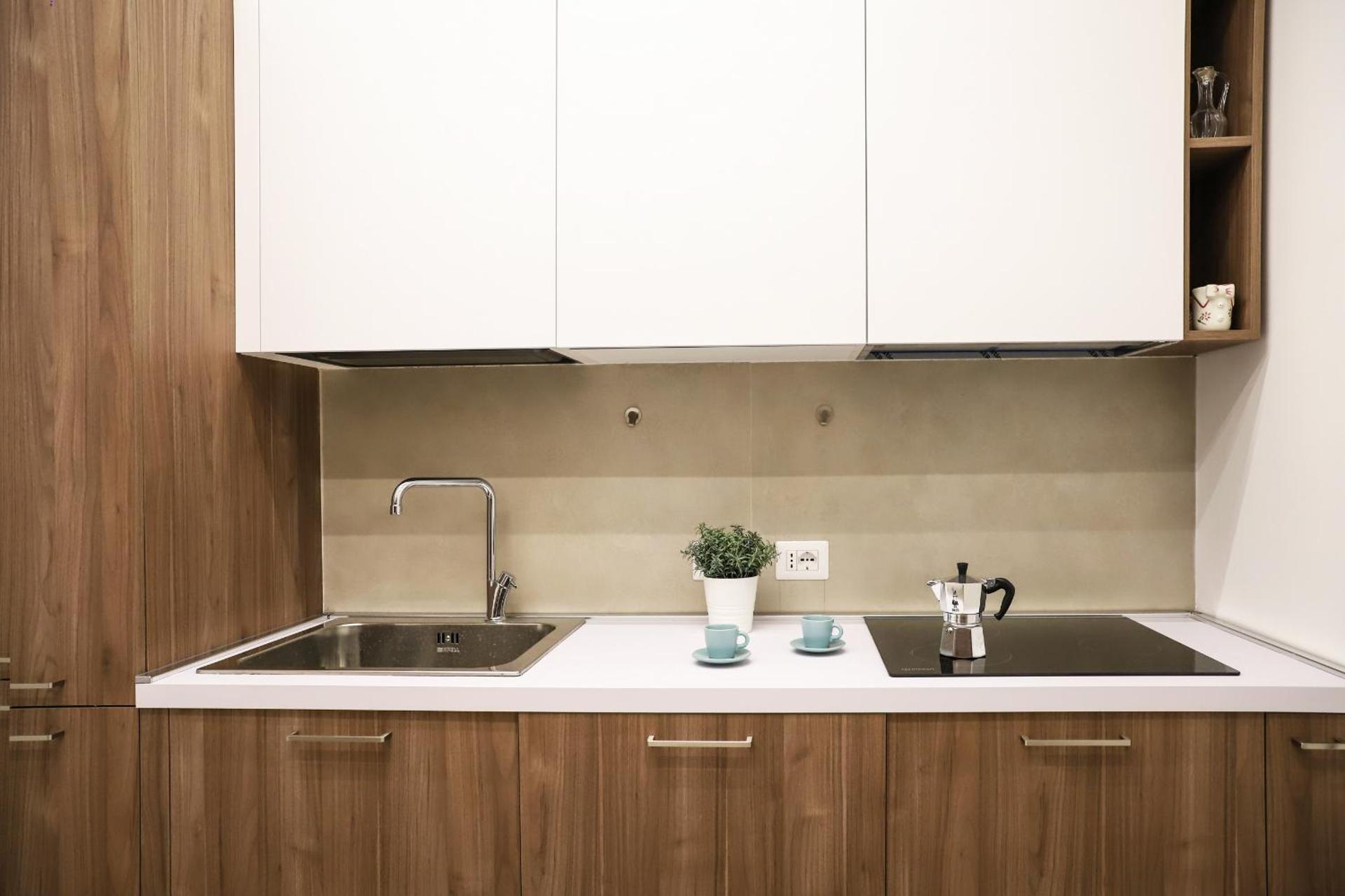 Kitchen or kitchenette