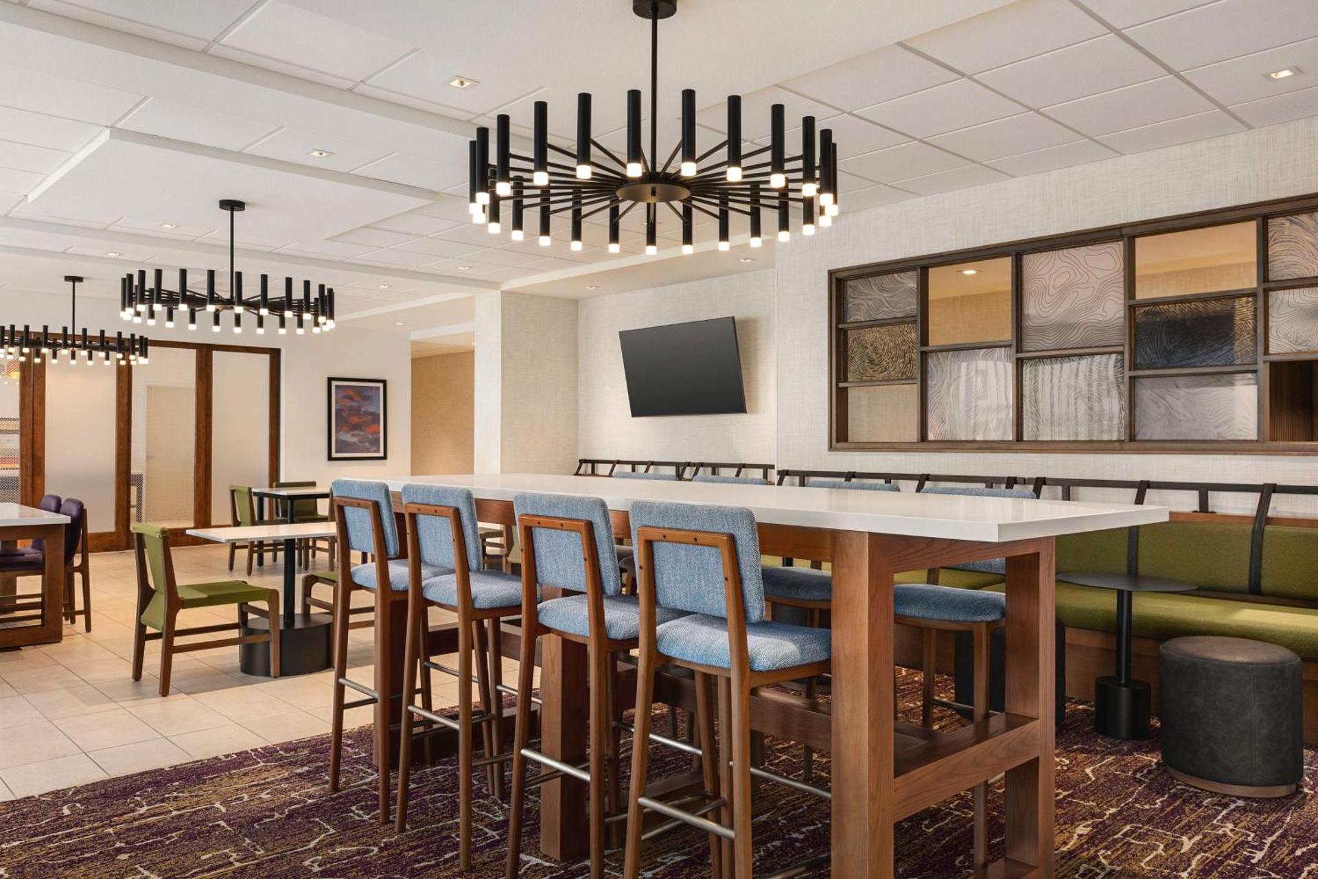 Communal lounge/ TV room