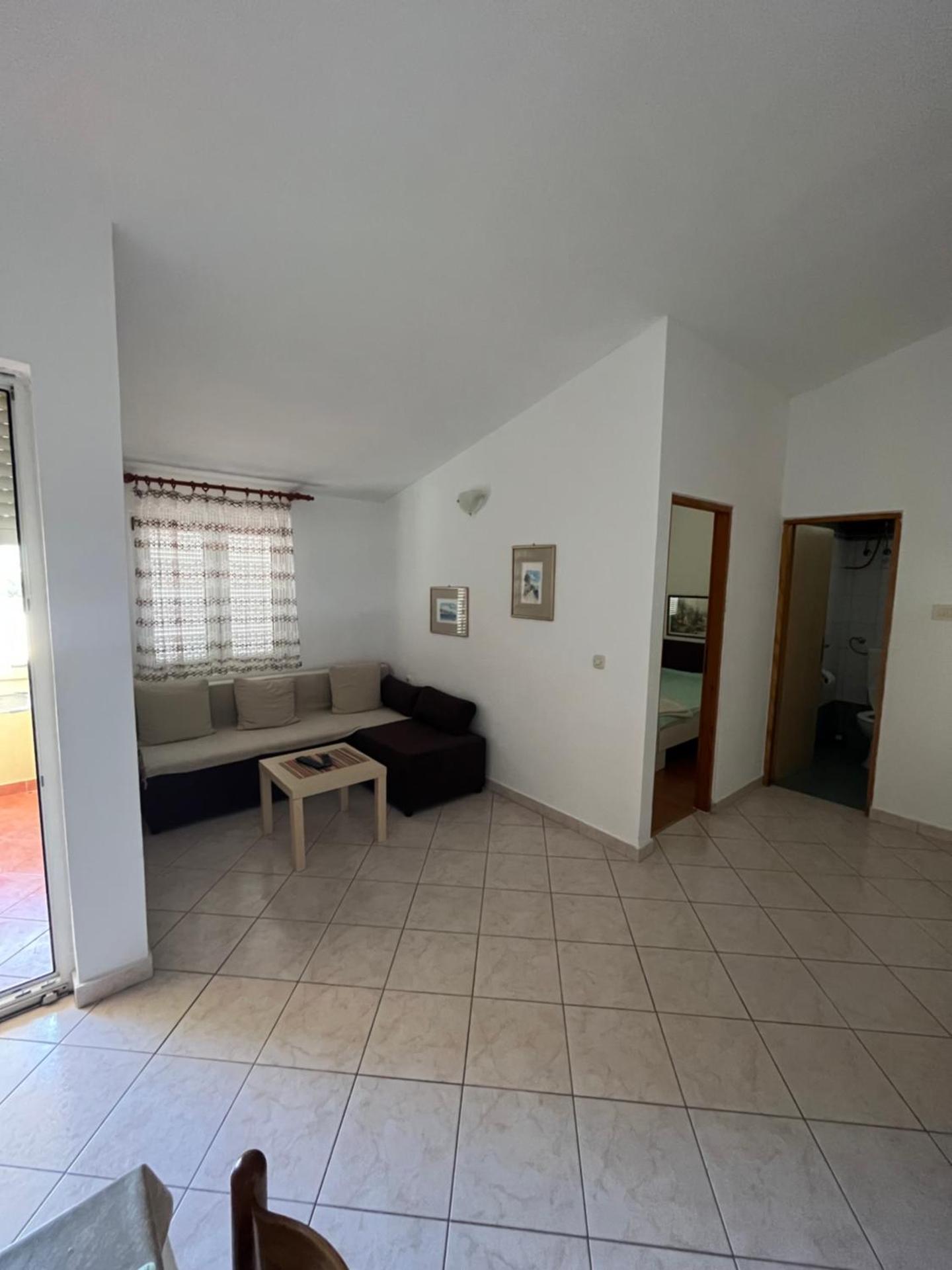 Apartments and Rooms Markovski