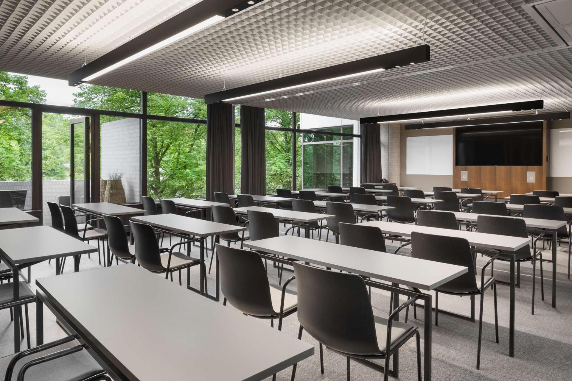 Meeting/conference room