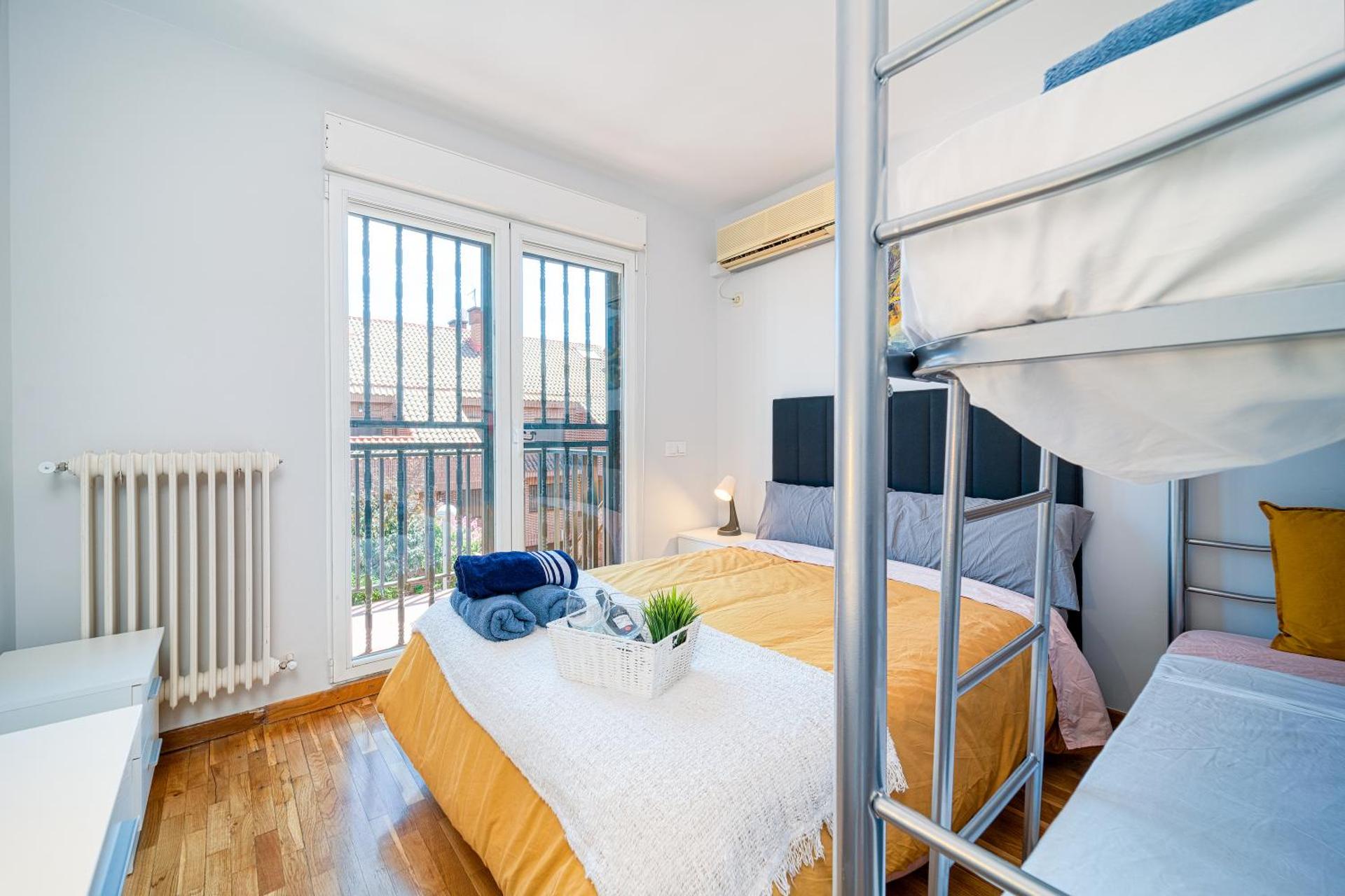 Double Room with Shared Bathroom