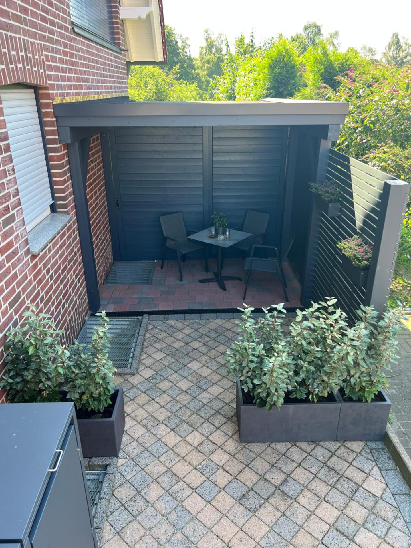 Inner courtyard view