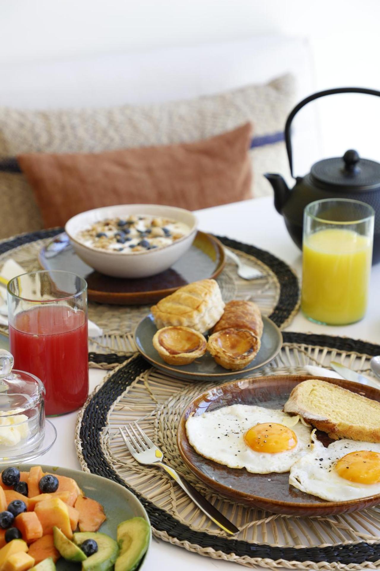 Continental breakfast