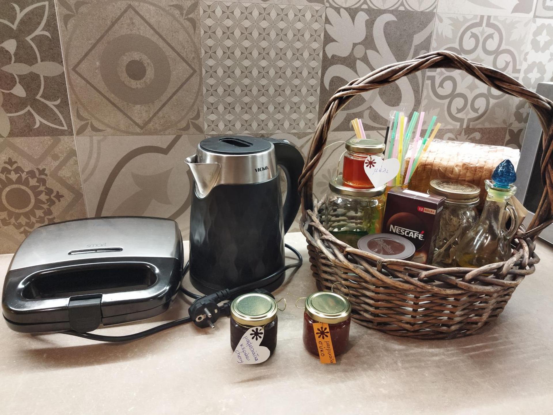 ''Shinohori'' Olive-Tree Apartment