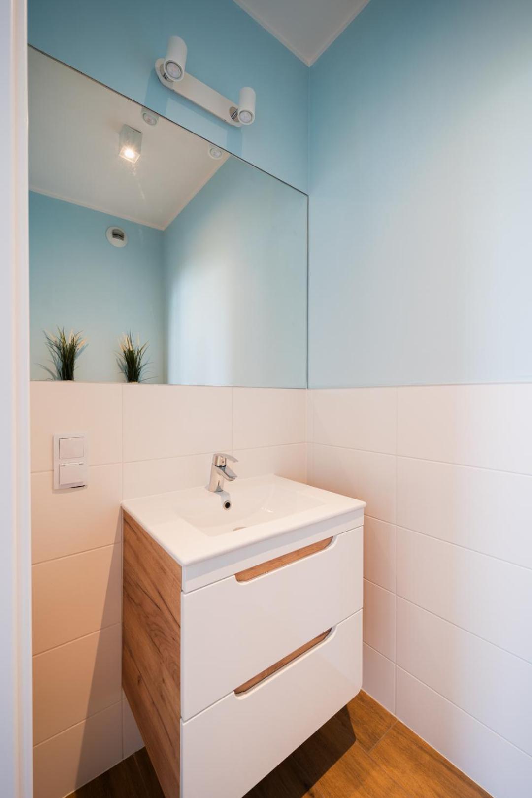 Nice Apartment - Near Sky Tower - Private Parking