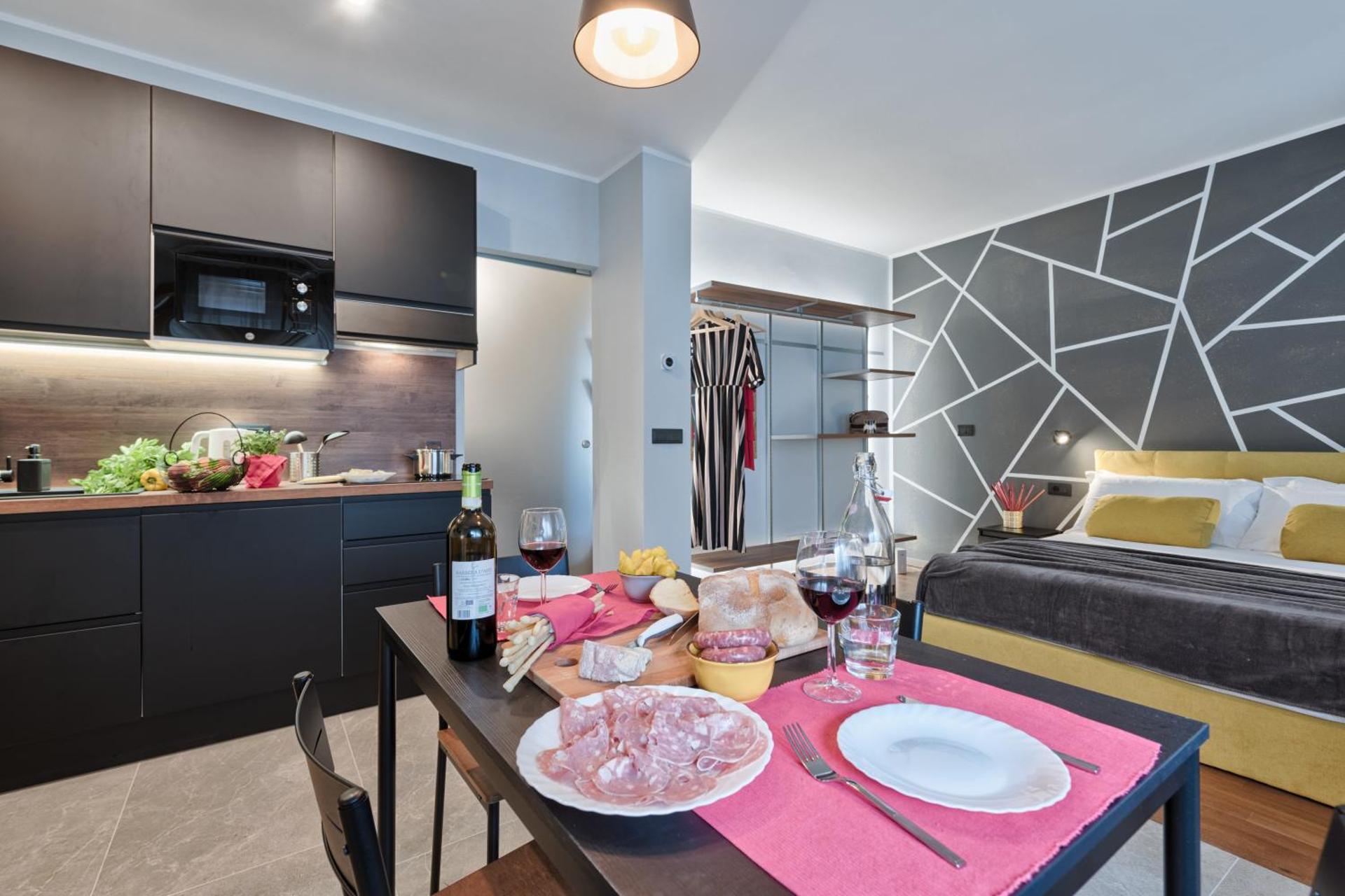 Kitchen or kitchenette