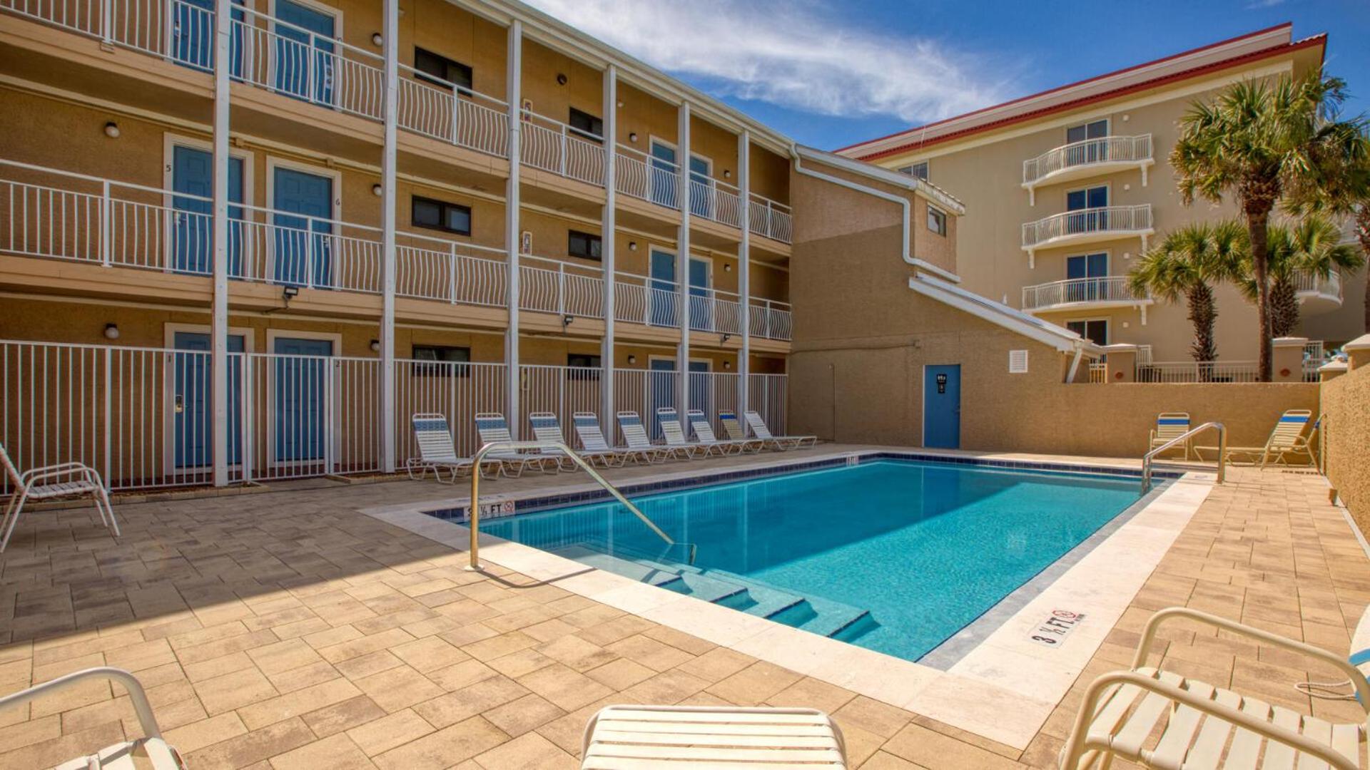 Crystal Villas 12B - Updated 2 Bedroom with Loft Beach Front Condo In the Heart of Destin