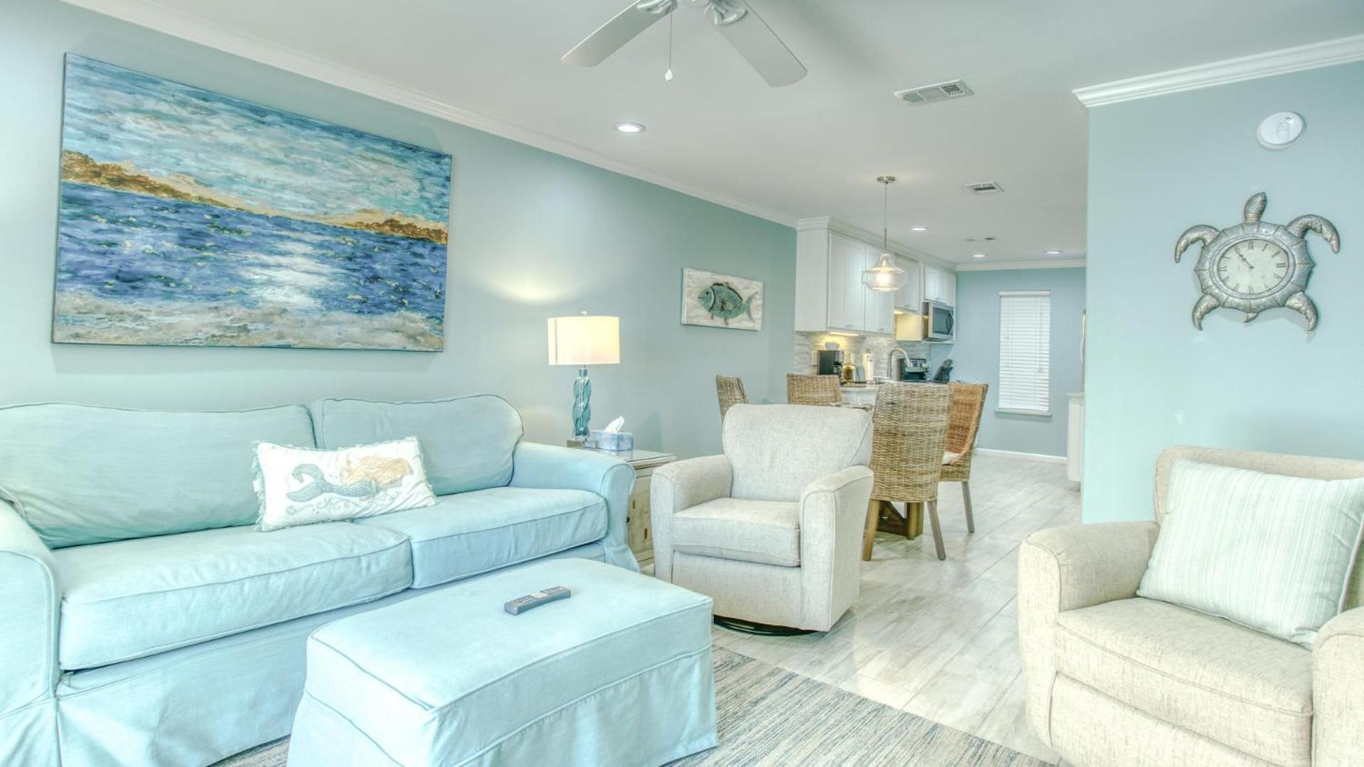 Poolside Villas 106 - Updated beachfront condo on Holiday Isle in Destin