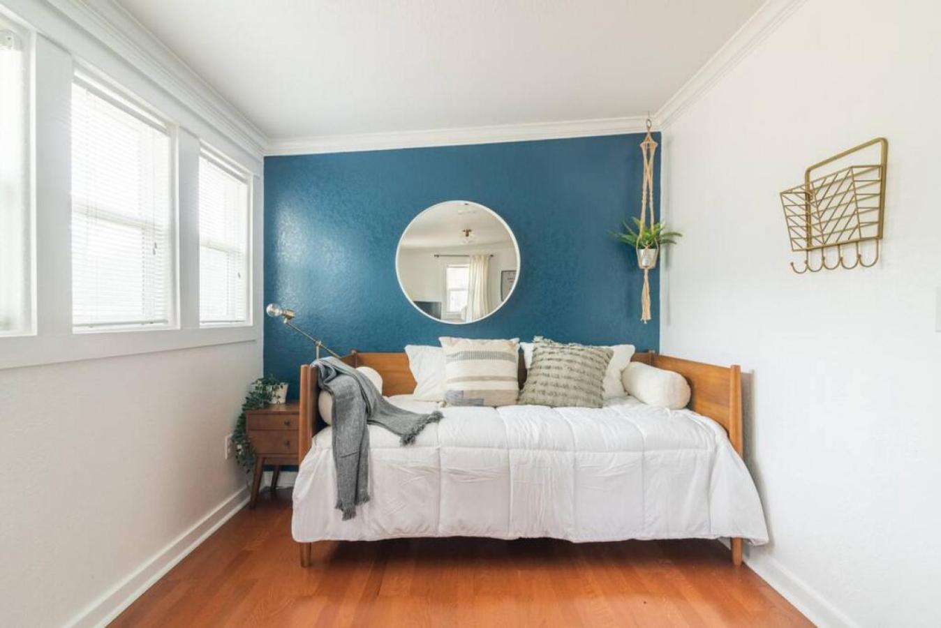 Downtown Studio 2 at Beer Ranch Project Inn