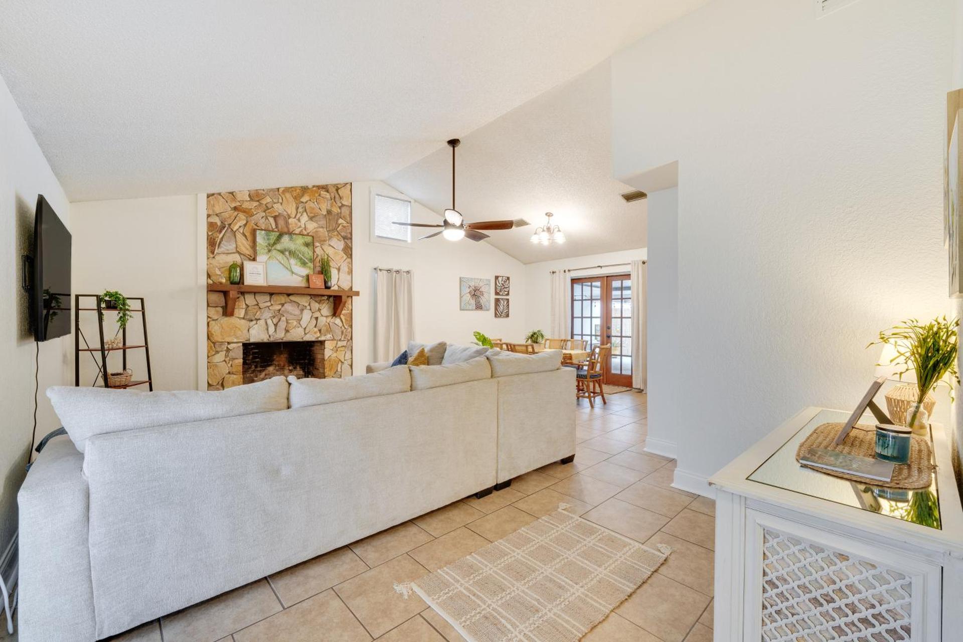 Winter Haven Retreat with Private Pool!