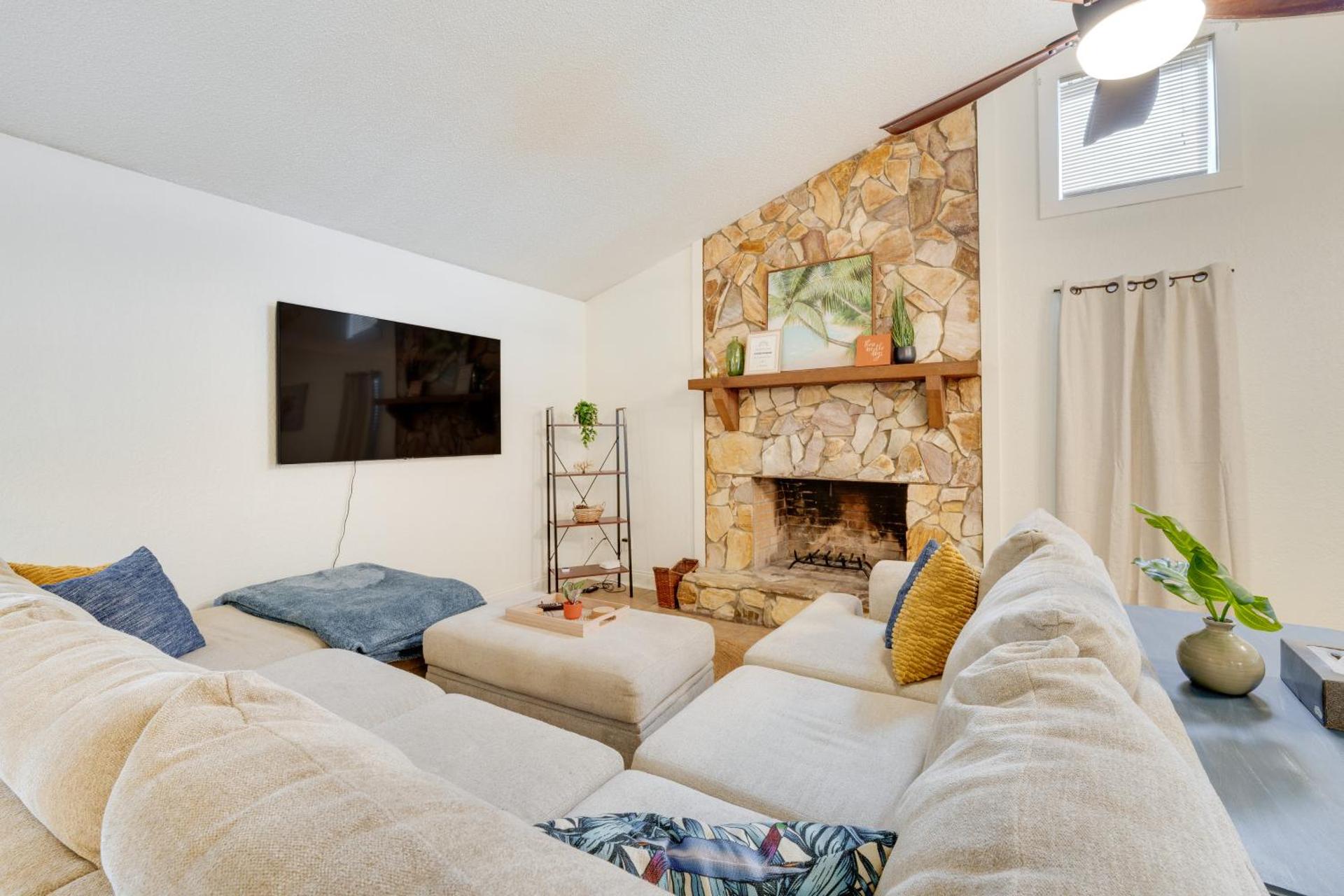 Winter Haven Retreat with Private Pool!