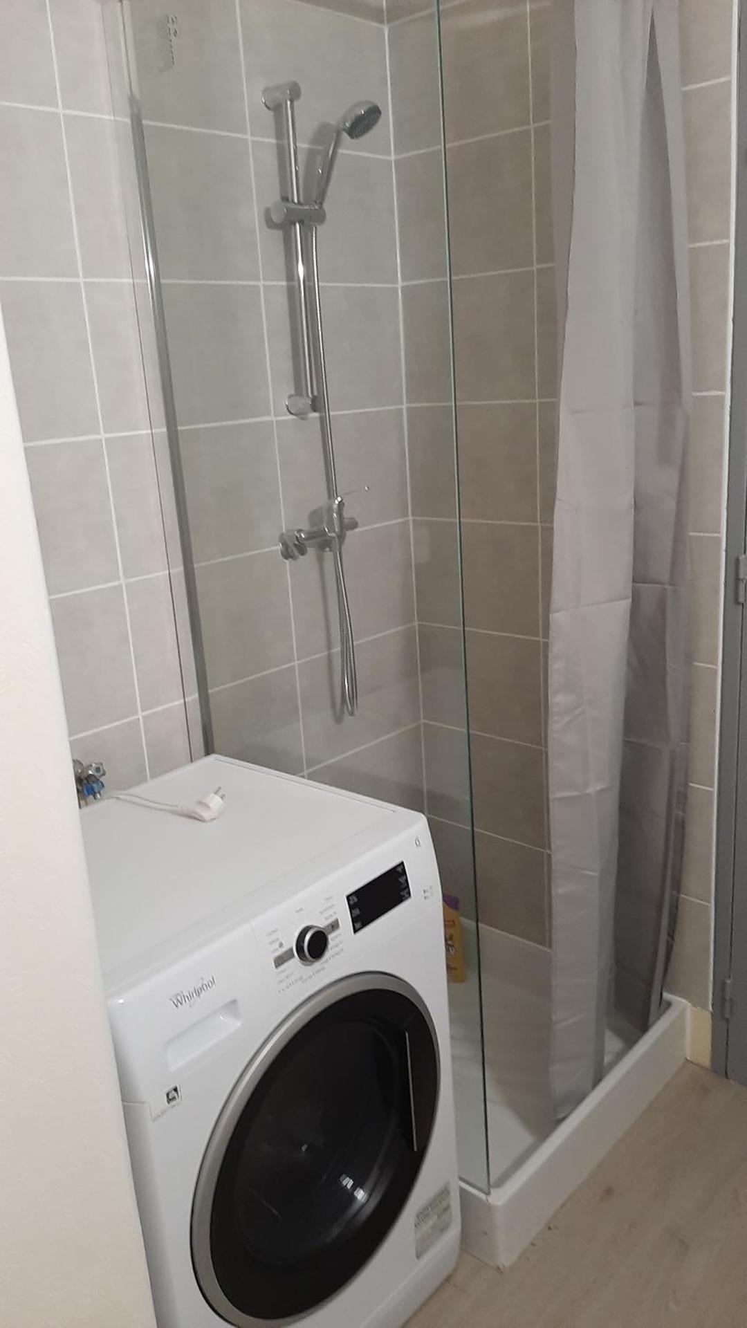 Joli appt 2 chambres et studio avec parking dans résidence ombragée et calme 5mns plage et commerces