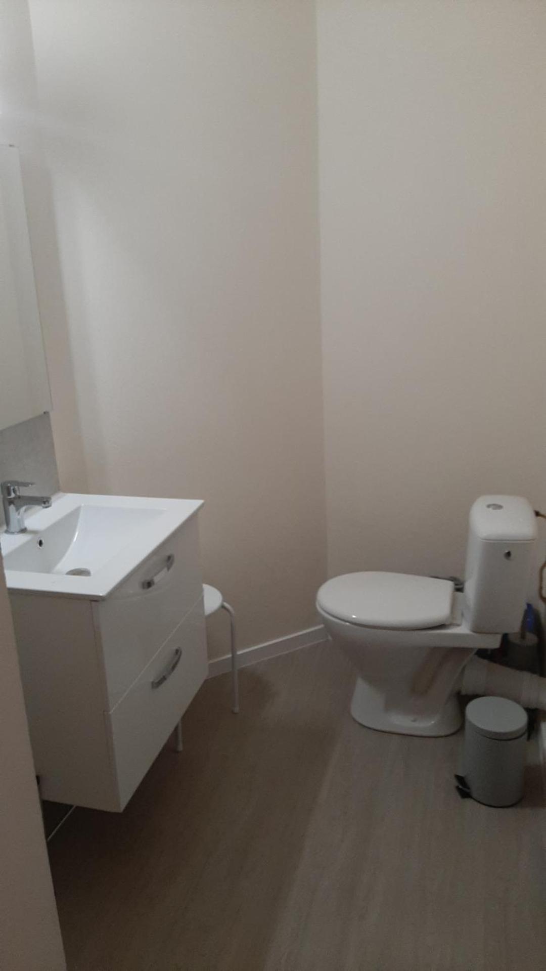 Joli appt 2 chambres et studio avec parking dans résidence ombragée et calme 5mns plage et commerces