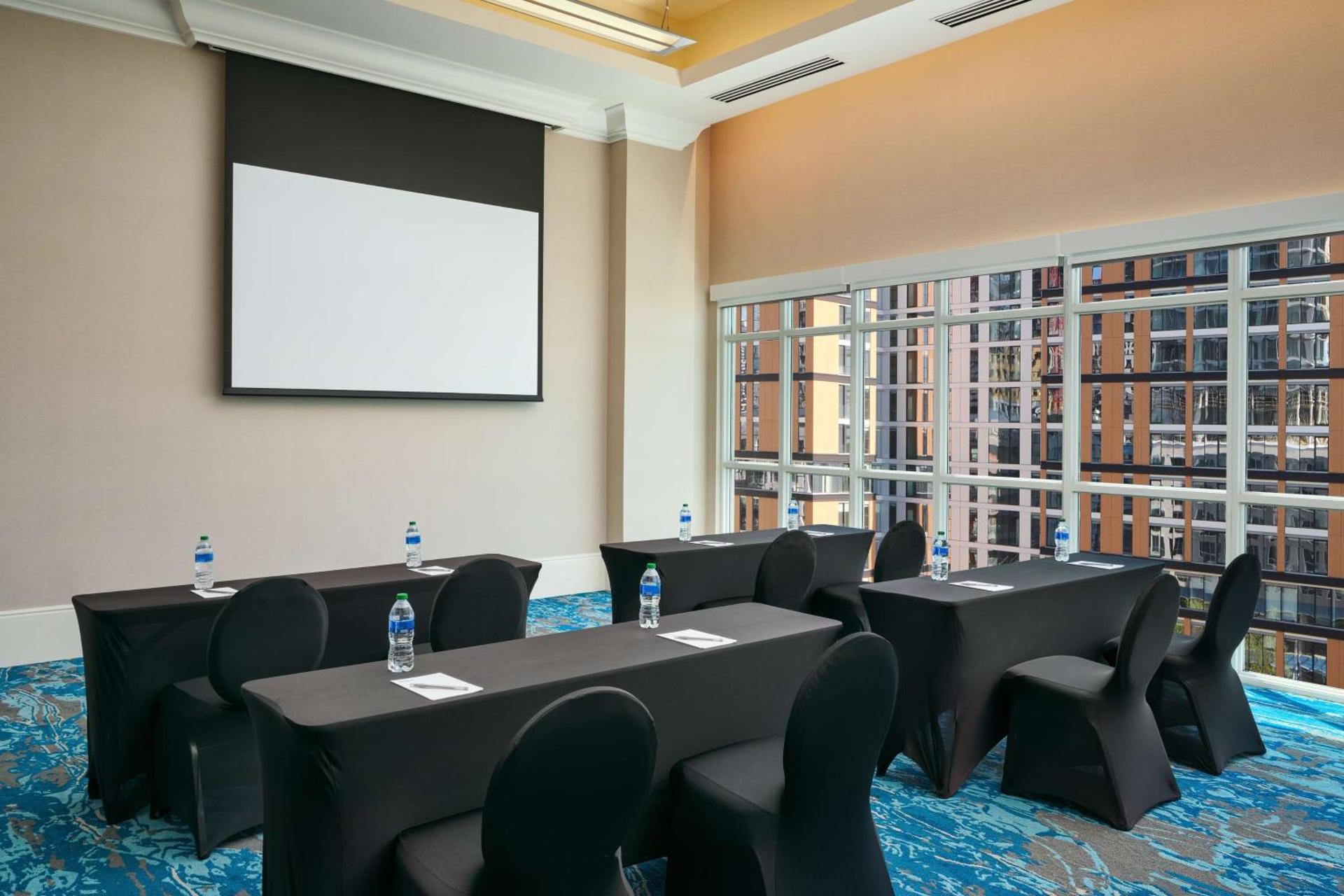 Meeting/conference room