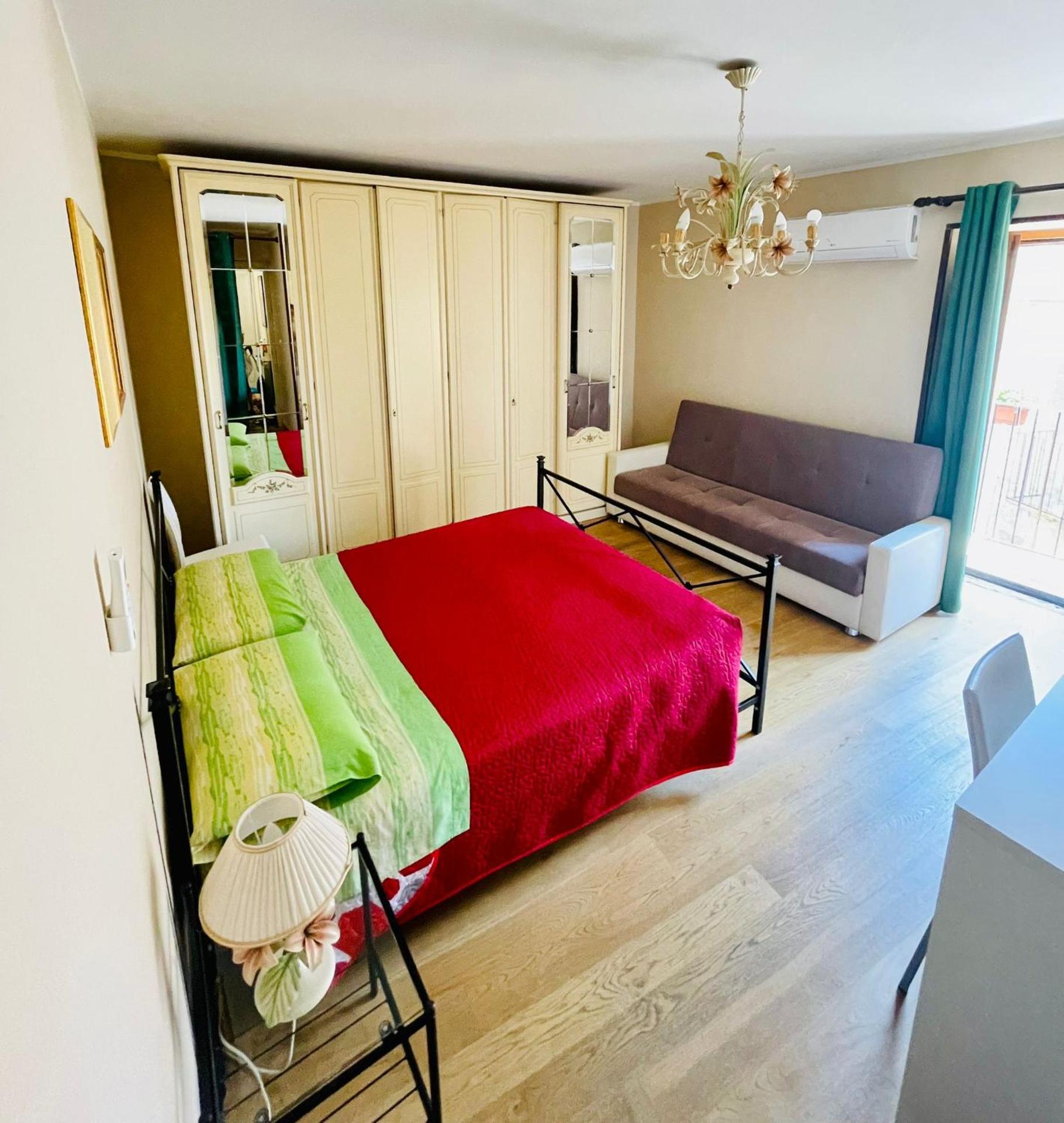 San Nicolò Holiday Home