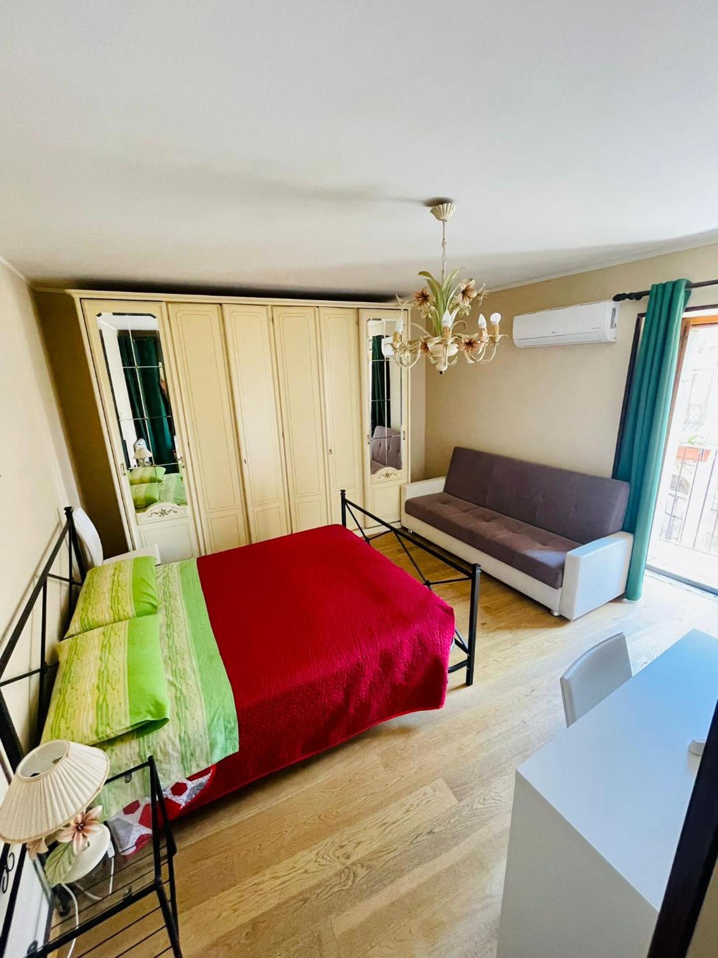 San Nicolò Holiday Home