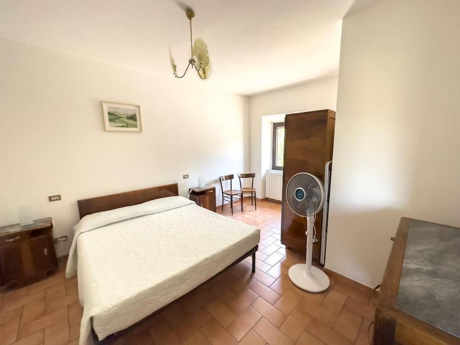 [Appartamento con vista] Finestra sulle colline