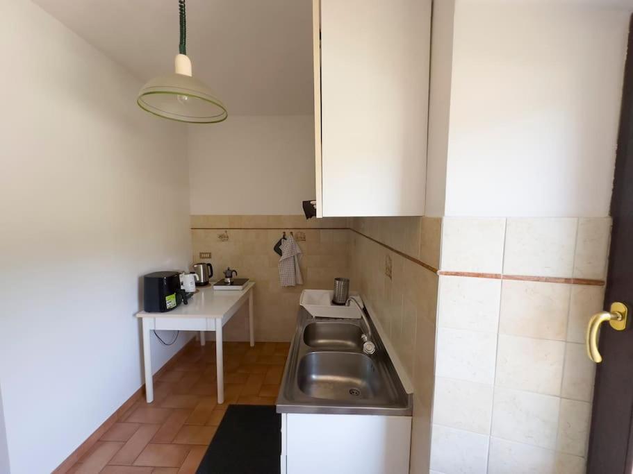 [Appartamento con vista] Finestra sulle colline